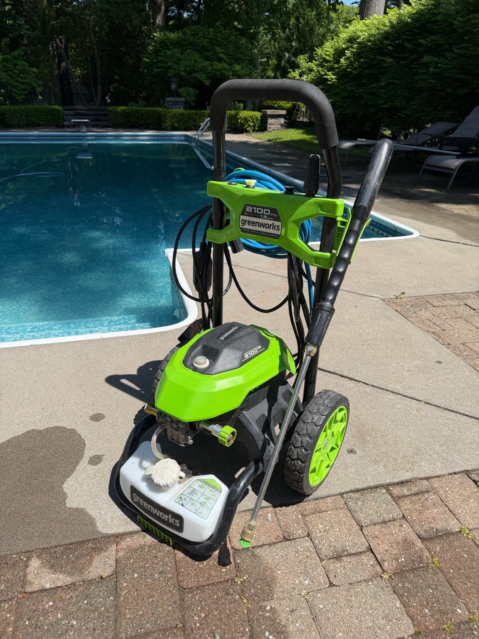 Pressure washer
