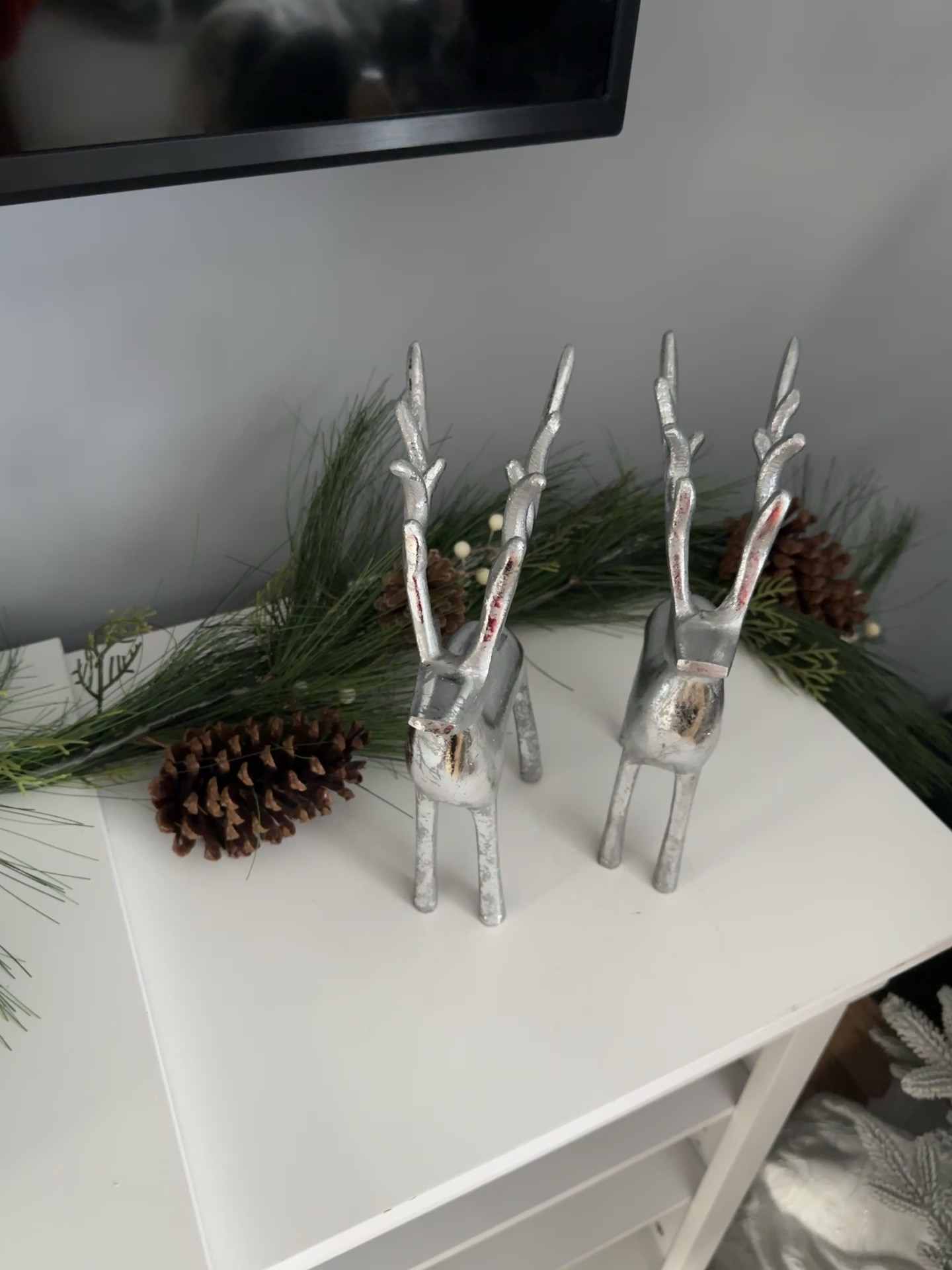 My Christmas garland from target is currently in sale! 

#LTKHoliday #LTKSeasonal #LTKCyberWeek