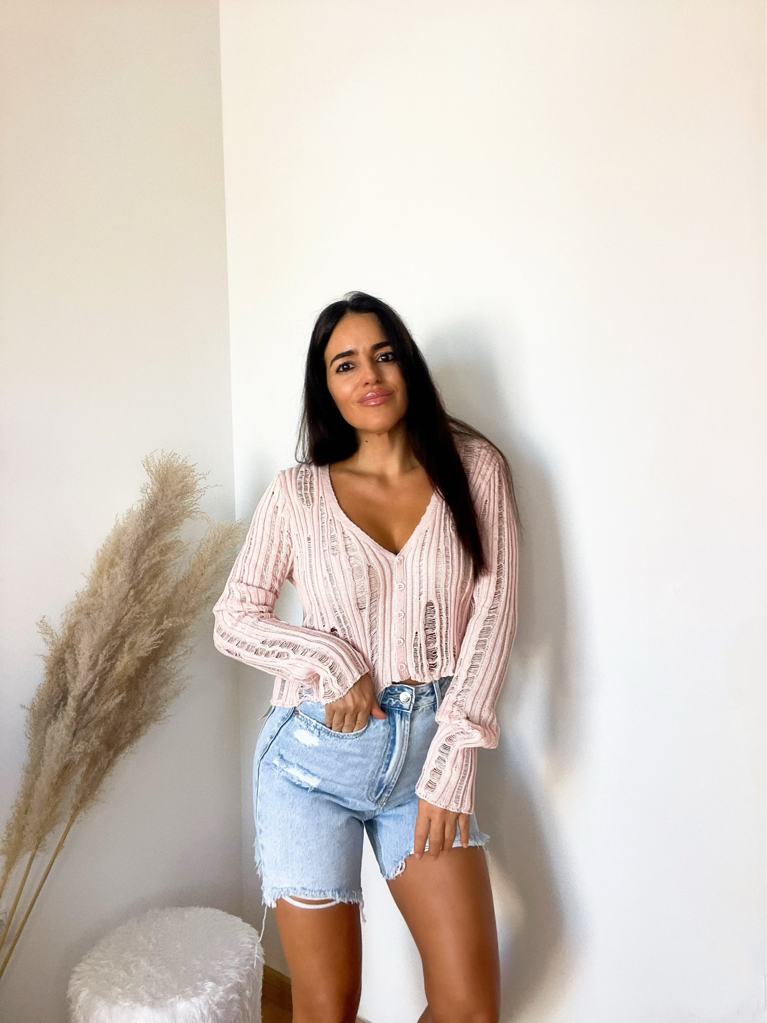Sweet dreams outfit


Outfit inspired, suéter rosa palo, jeans, Ibiza outfit, casual look, outfit elegante, holiday outfit, Revolve, Asos, Zara, HM, look workwear , outfitters, urban casual, Vero Moda, Ssence, Mango, Mytheresa, autumn outfit, outfit rosa palo, España

#LTKworkwear #LTKU #LTKstyletip