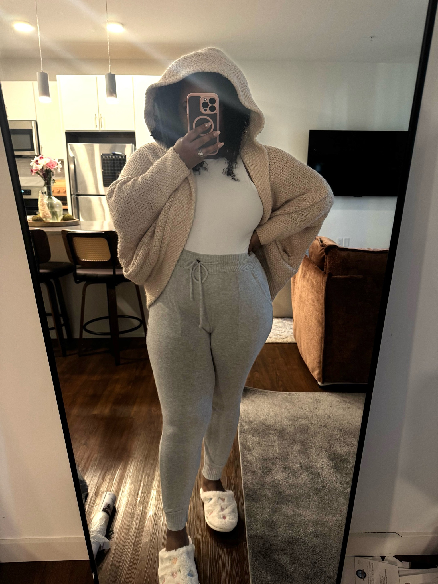 Comfy work from home outfit ideal. Knit oversized cardigan and gray sweats 🤍

#wfh #cozyoutfit #ootd

#LTKMidsize #LTKWorkwear #LTKootd