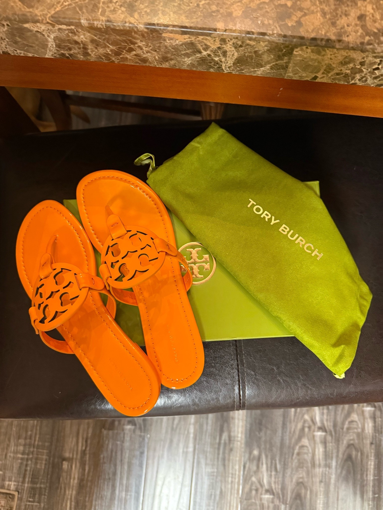 Orange citrus Tory Burch miller sandals 🧡🍊 the perfect orange for fall and all things gameday


Tory Burch miller sandals / TB sale / new sandals / orange sandals

#LTKdayinmylife #LTKSeasonal #LTKSaleAlert