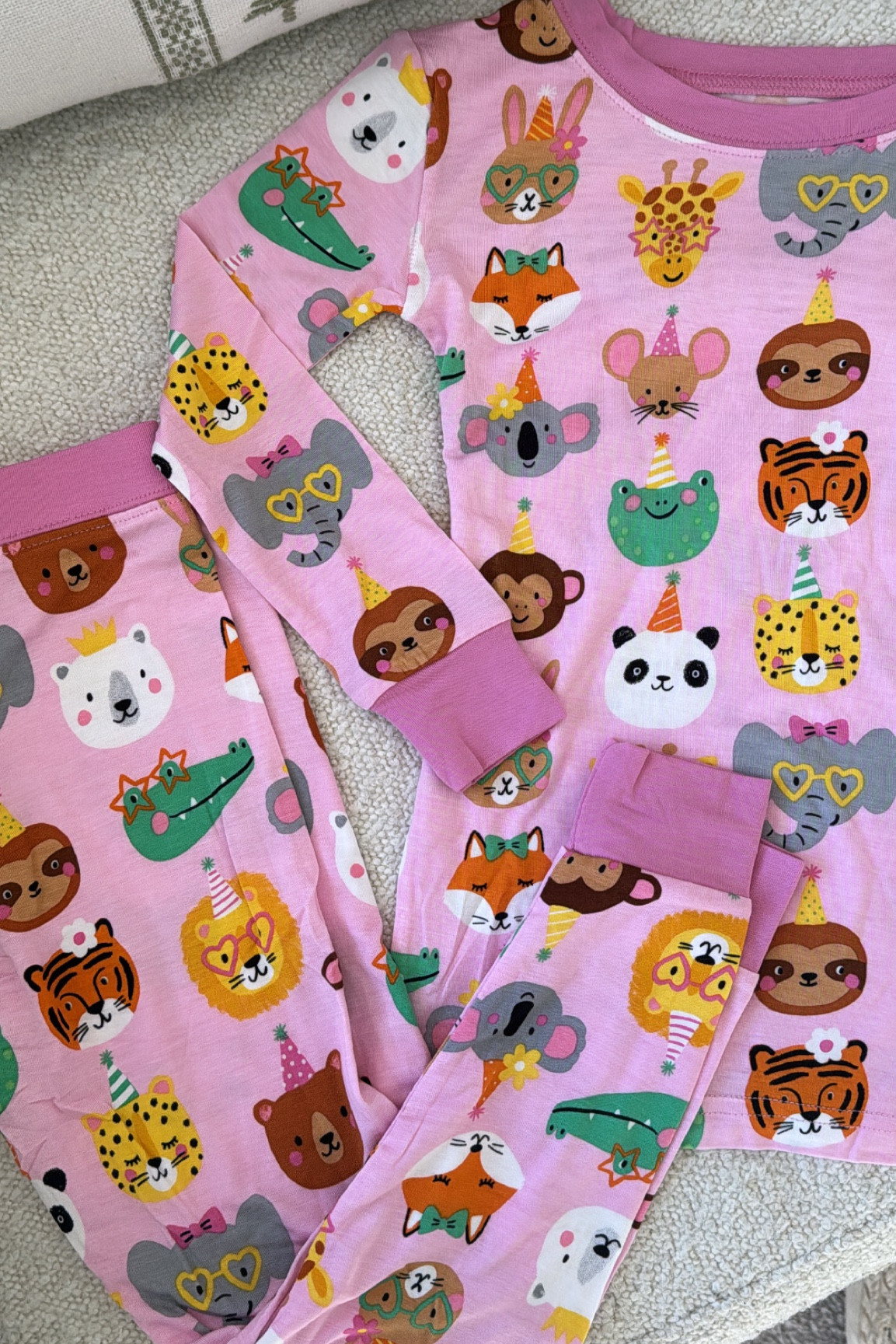 Birthday pajamas for toddlers/babies🥳

Birthday clothes// party// birthday party// toddler pajamas// bamboo pajamas

#LTKKids #LTKStyleTip #LTKBaby