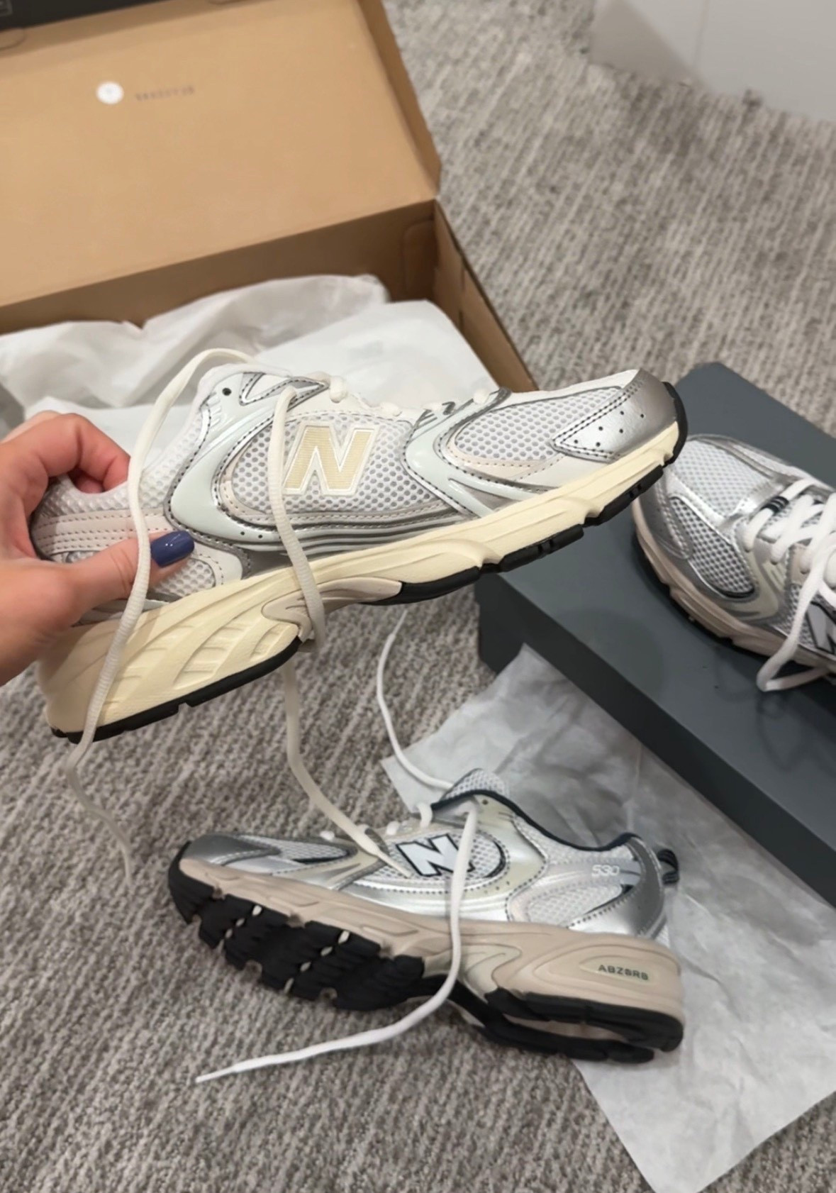 Needed some new sneakers for an upcoming trip to NYC and HAD to snag some New Balance 530s. 👟🥨🗽🍎🌭

#LTKTravel #LTKActive #LTKFindsUnder100