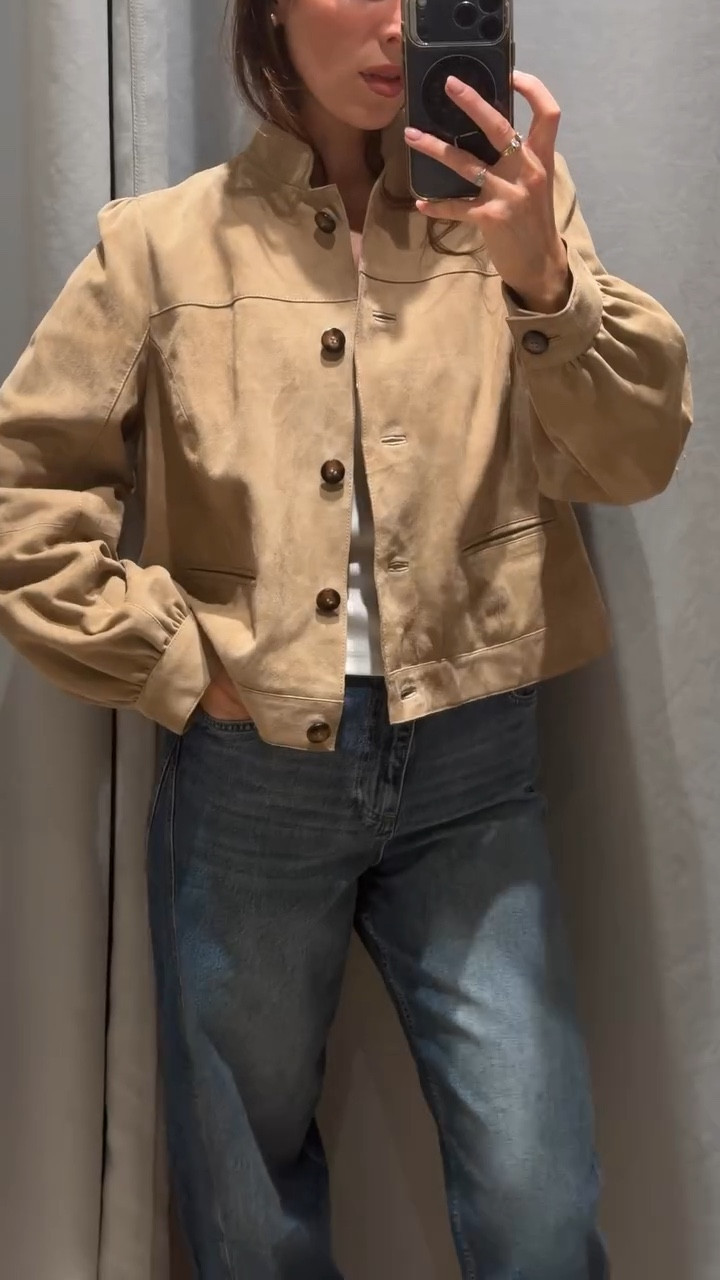 Let’s do a try on of some Spring newness at @mintvelvet 🌸 Which look was your favourite? 🩵 I popped into their Dundrum store this week and the new Spring collection is so good! Their suede, linen and leather pieces were are particular favourite, I’ll share links in my stories now 🔗 ad #mintvelvet #springnewin #springtryon