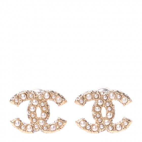 CHANEL

Pearl CC Earrings Gold | Fashionphile