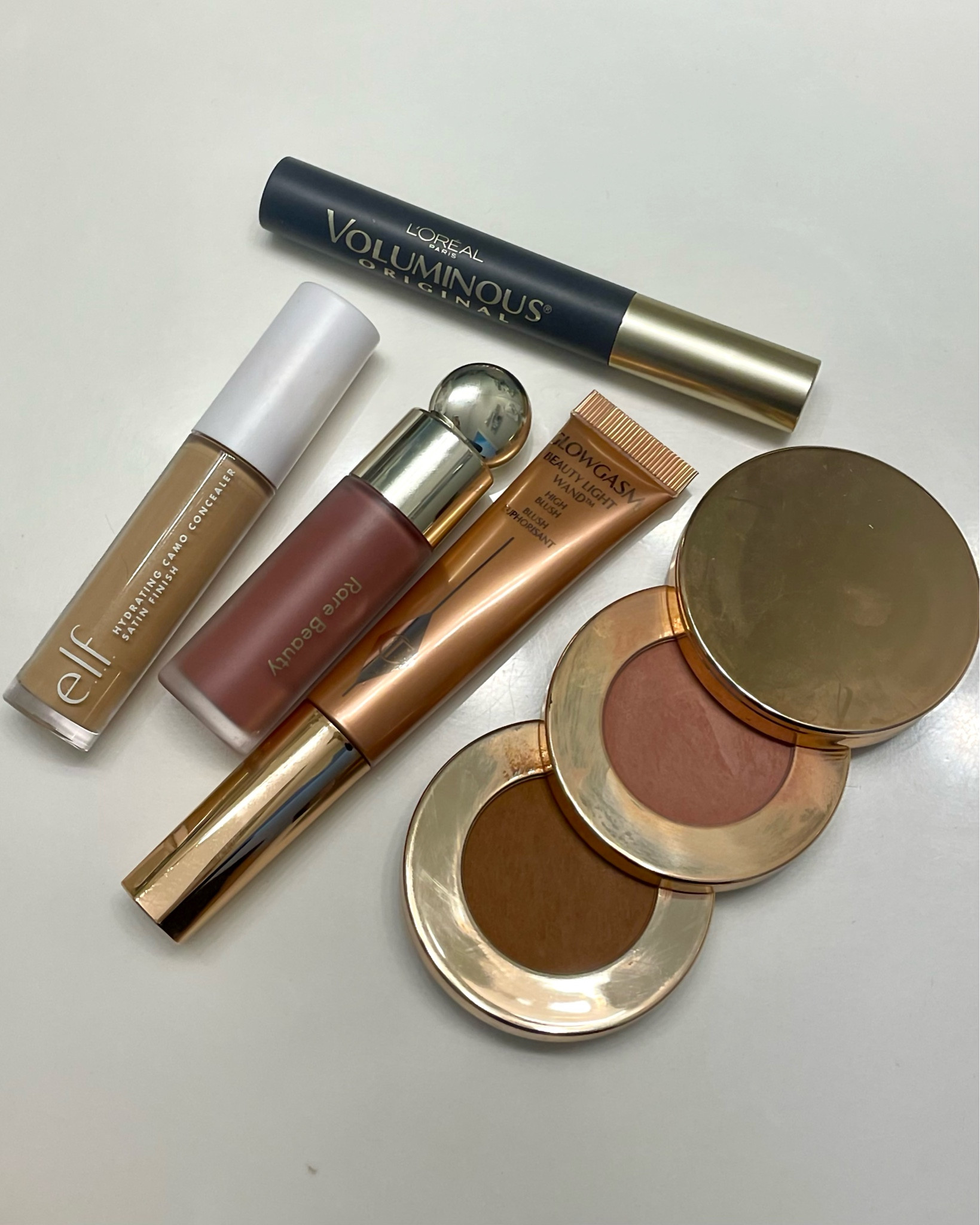 2022 makeup faves ✨💄

#makeupfaves #makeupproducts #makeuprecommendations 

#LTKGiftGuide #LTKunder50 #LTKbeauty