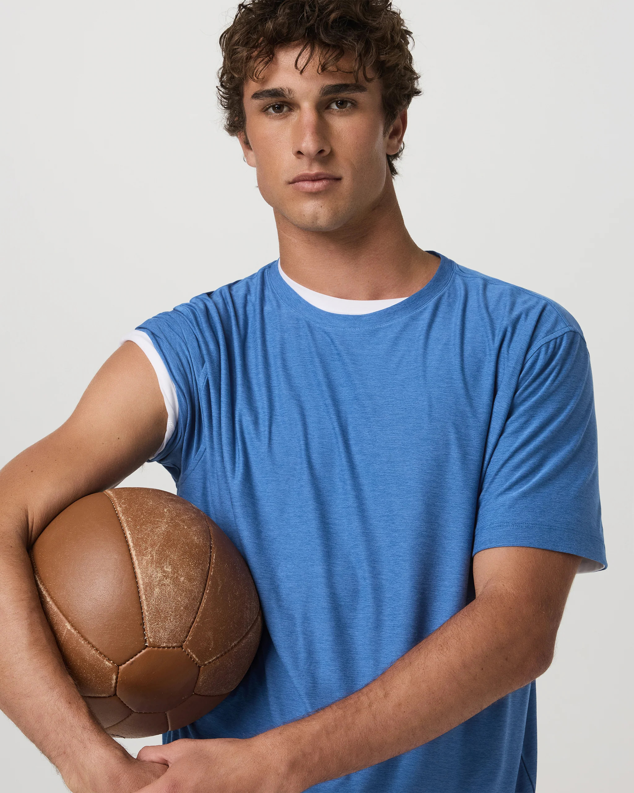 Strato Tech Tee | Vuori Clothing (US & Canada)