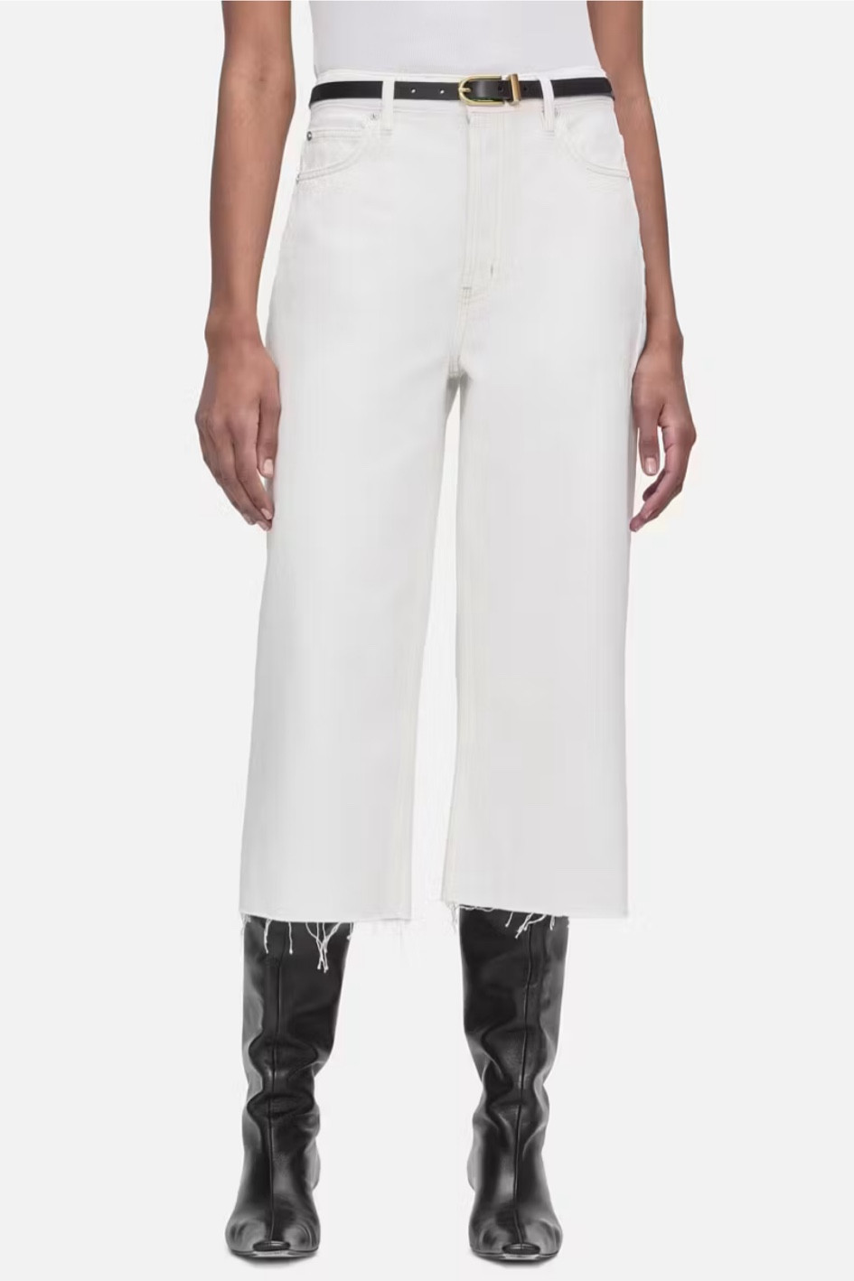 Frame friends and family 25% off. 

#LTKsalealert #LTKstyletip #LTKSeasonal