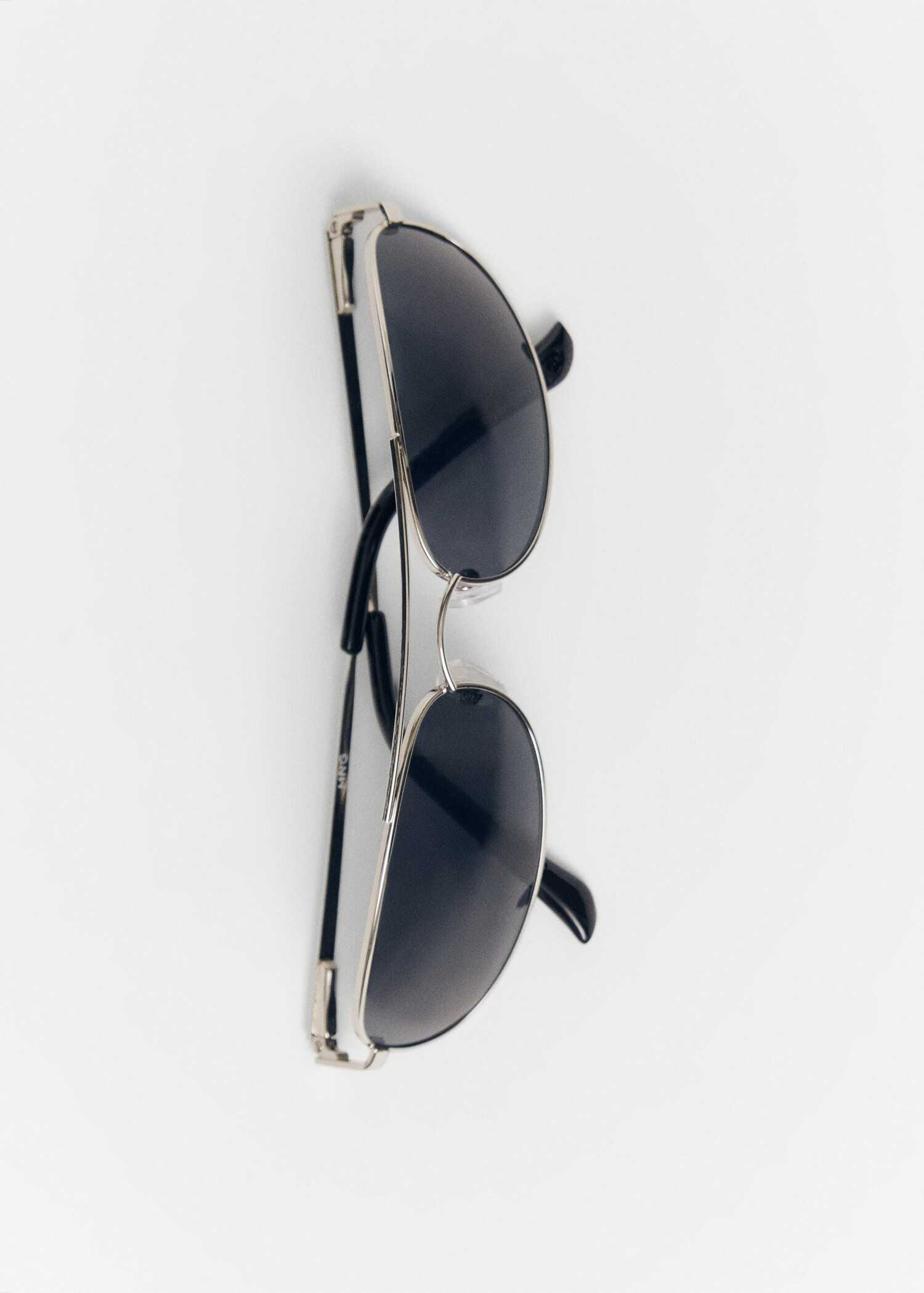Metallic frame sunglasses | MANGO (UK)