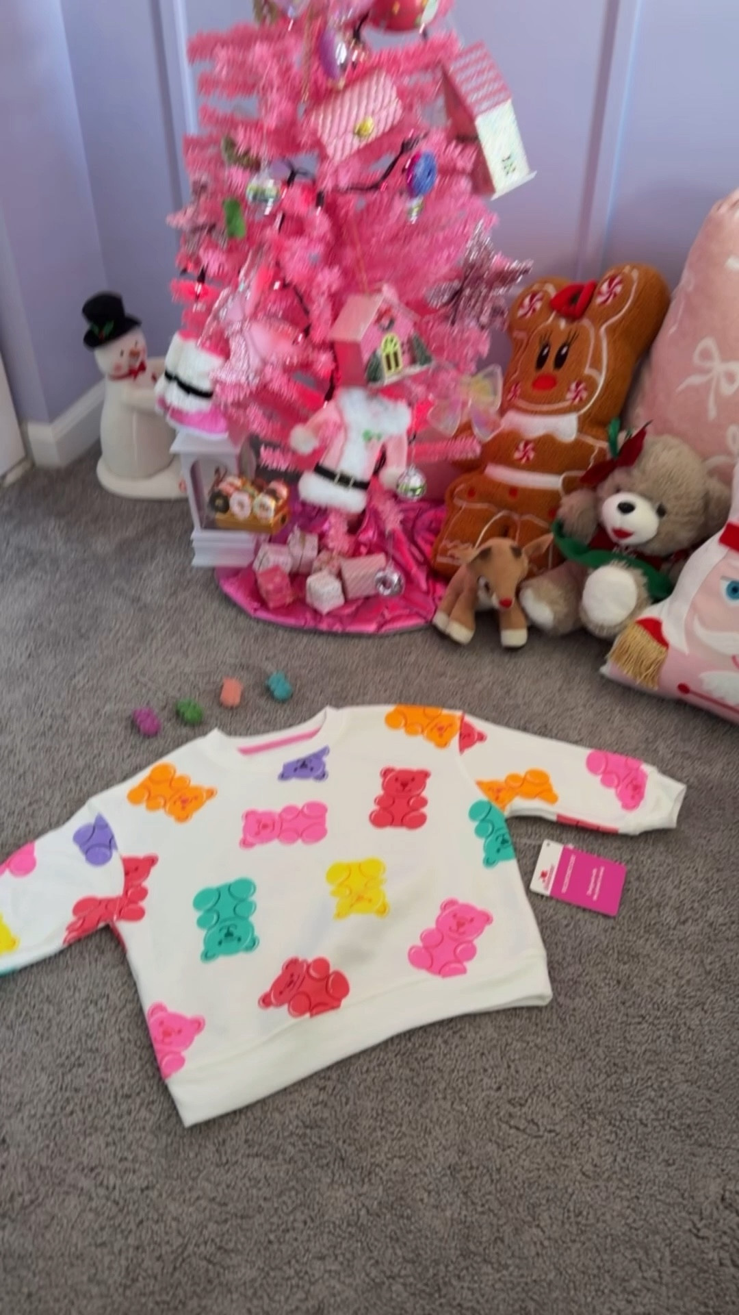 Toddler Girl Valentines Gummy Bear Sweatshirt #walmartfinds #girlmom #toddlergirlstyle

#LTKHoliday #LTKKids #LTKmomlife