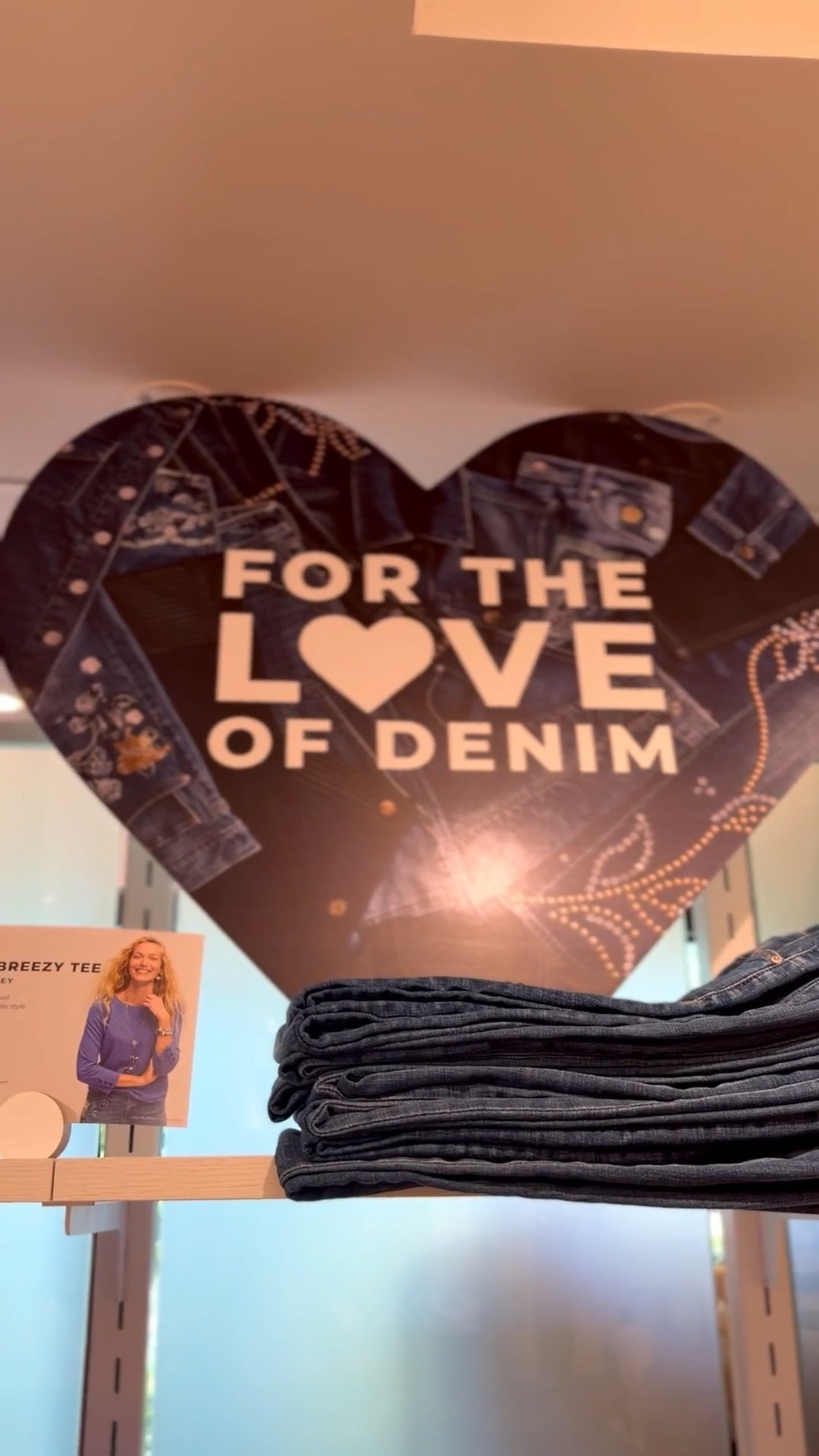 Timing stripe crop. In classic Chico’s style, we’ve crafted an eye-catching striped crop just for you. Featuring a lot of intricate design detail and made with the same tummy slimming interior that lifts and shapes your figure, courtesy of Chico's proprietary So Slimming® technology.
My Fay style Girlfriend roll up crop
I wear a size 0 in Chico’s unique sizing

#LTKSeasonal #LTKOver40 #LTKgrwm