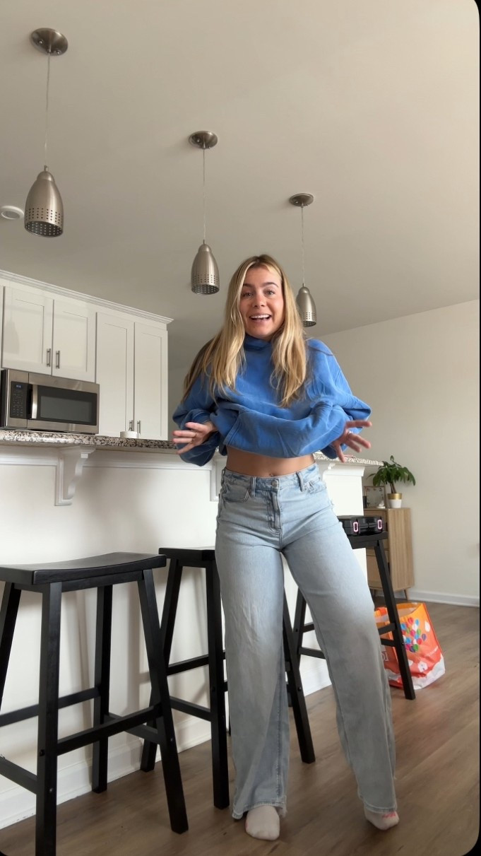 Jeans from my TikTok! The BEST. I got a size 4 regular, I’m 5”3 & usually a 26/27/28 in jeans 

#LTKSeasonal #LTKStyleTip #LTKPetite