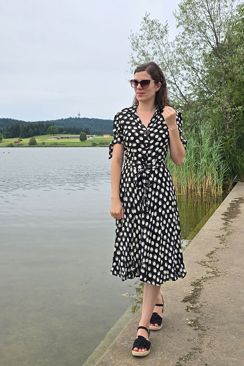 A summer day by the lake wearing a simple 1940s inspired retro dress

#LTKdeutschland #LTKeurope #LTKsummer