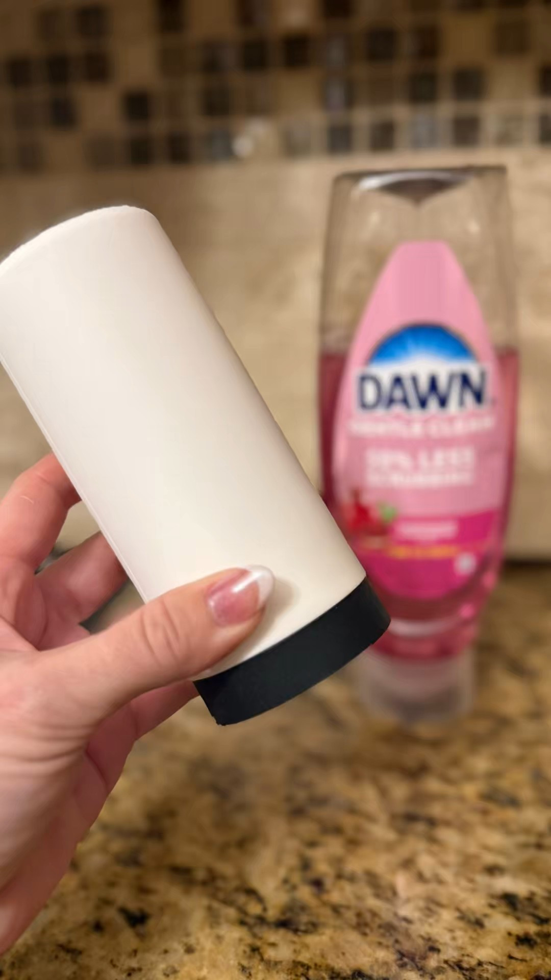 This dish soap silicone dispenser works so good and it’s a great replacement for the big bulky dawn ez-squeeze container!  #amazon #amazonkitchenfinds #kitchenfavorites


#LTKHome
