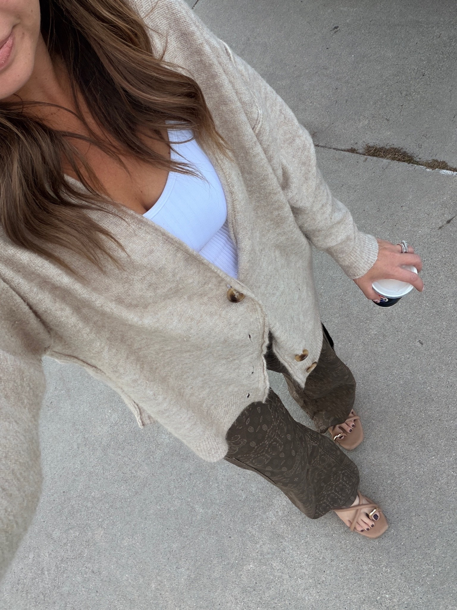TANK & JEANS — under $25 for both 🙌🏼 I originally sized up because I think this brand runs small, but both are a little
Roomy on me 🤪

#LTKSeasonal