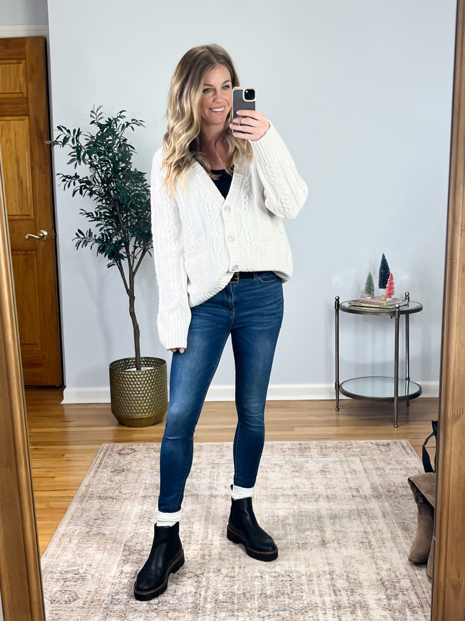 I love this cardigan! It has the prettiest buttons and currently on sale for 30% off $24. Available in 3 colors   Fits oversized. Wearing size XS.