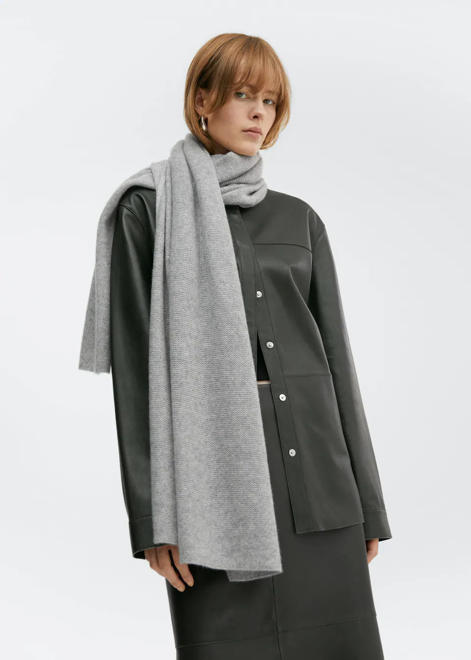 Cashmere scarf | MANGO (US)