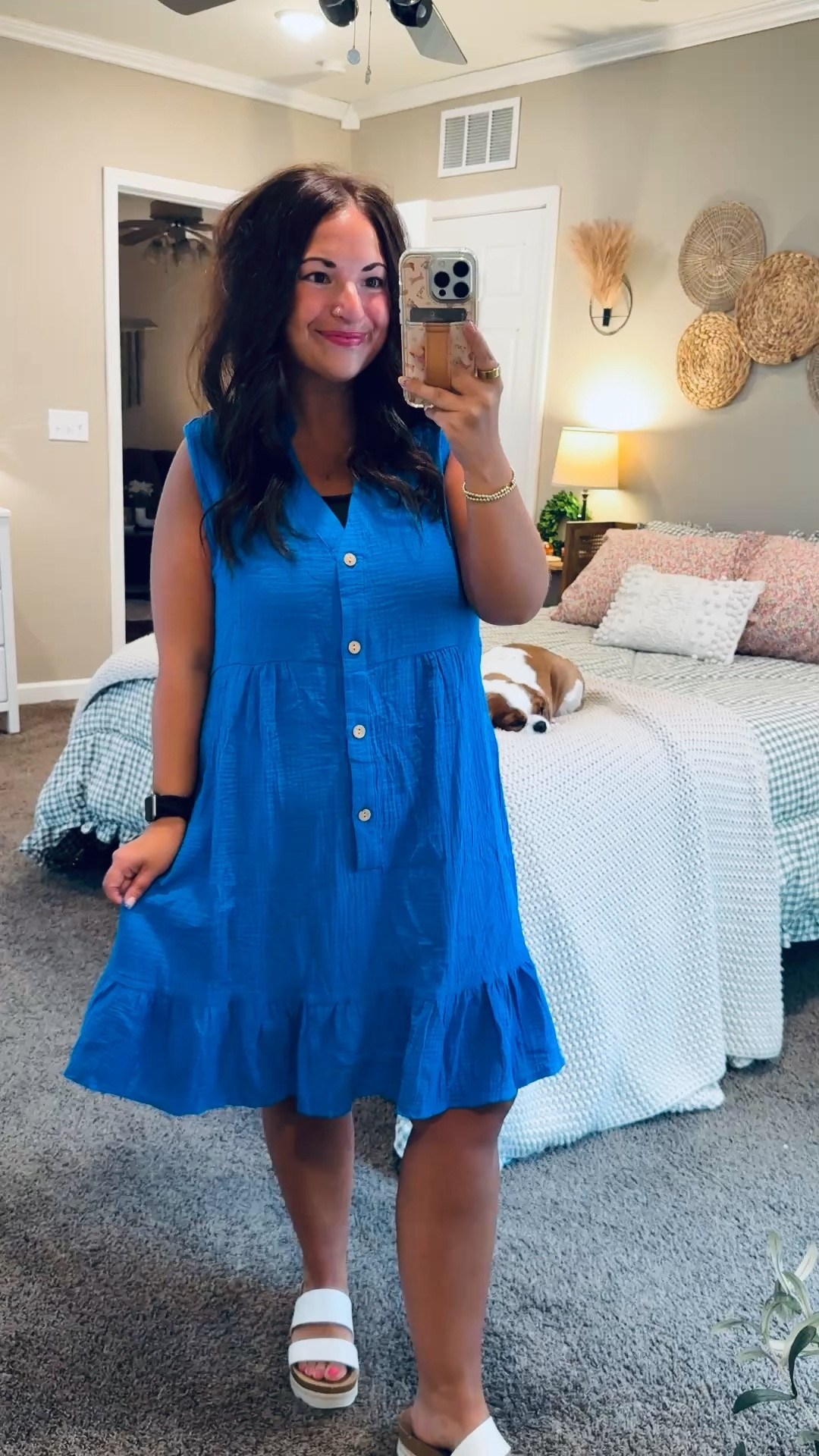 The perfect swimsuit cover-up does exist 💙 This Amazon find is easy to pack, easy to wear, and takes you from the beach to lunch without missing a beat.


sandals: fit true to size // wearing a 5
dress / cover up: fits true to size // wearing a large 

 #LTKootd #LTKMidsize #LTKSwim