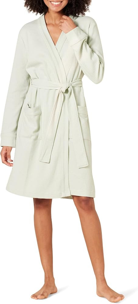 Amazon Essentials Women's Lightweight Cotton Blend Waffle Mid-Length Bathrobe, Breathable Loungew... | Amazon (US)