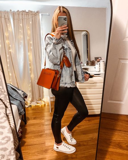 Women’s fall fashion, women’s fall outfit, Steve Madden, jean jacket, faux leather leggings, school pickup line outfit 


#LTKBacktoSchool #LTKunder50 #LTKSeasonal