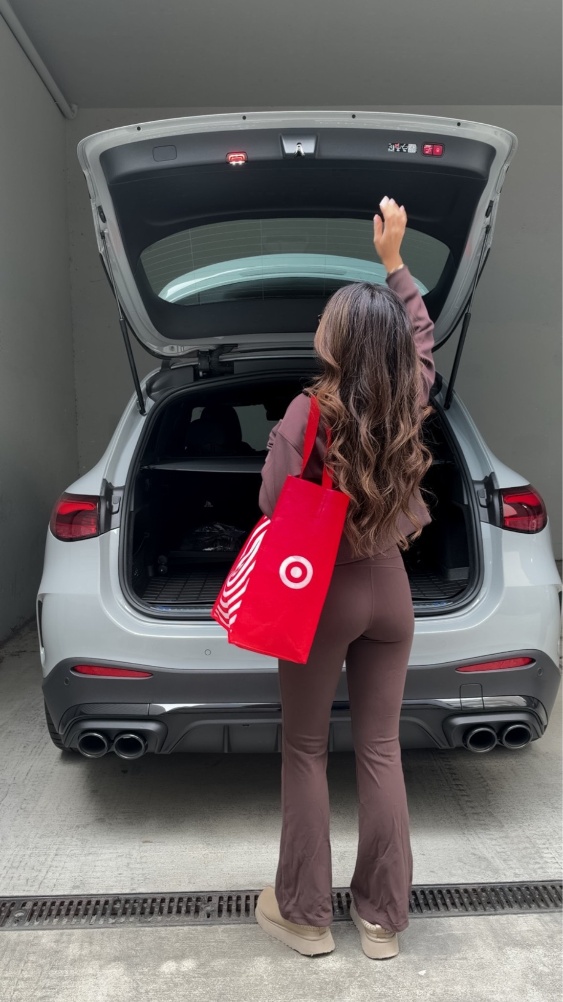 #targetpartner I’ve been going to @target for as long as I can remember. When I was a teen my sister and I would go to our local store for fun and walk around all the aisles looking for our next Target find and now as an adult I still do the same thing.

What do you like to fill your Target red bag up with? 

I love filling up my red bag with glass pumpkins to decorate the house, plush cozy pjs to do my annual watch of my favorite movie on the first day of fall, and knits to wear to pick apples and eat cider donuts. I love that no matter how much changes with each season and each year, Target is always consistently there while new memories are made.