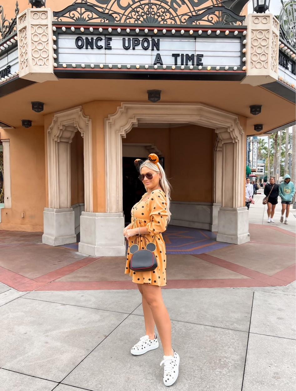 Disney world outfit idea!

Disney world outfit inspo - Disney world - Disney world Halloween - Disney Halloween 

#LTKHalloween #LTKHoliday #LTKfamily