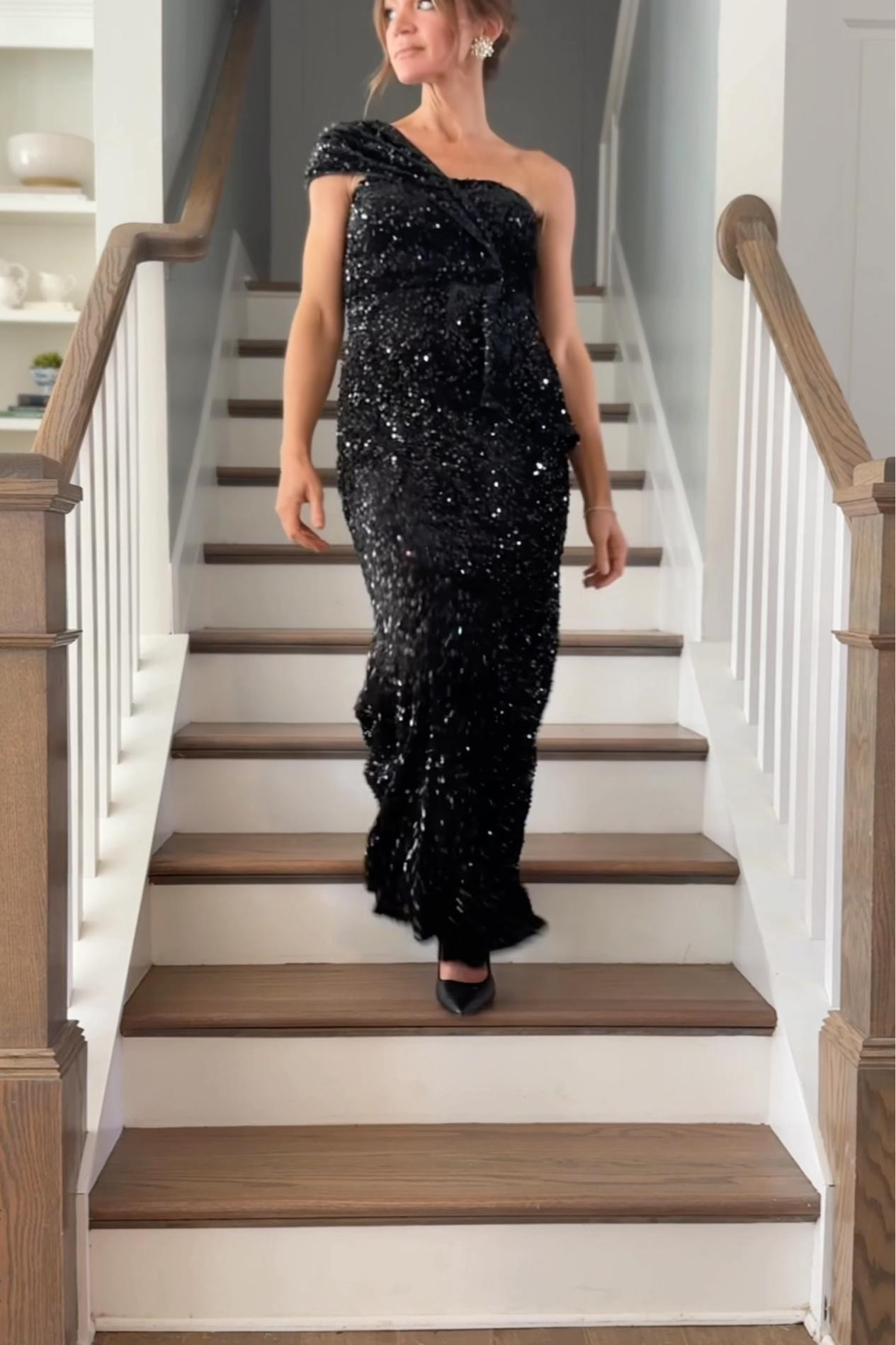 Fun festive looks from Amazon!
Small in black sequin dress 
Small in black skirt 
Xs in black blazer 
S in red skirt 
Xs in red sweater 
S in pink dress (I have it on backwards) 