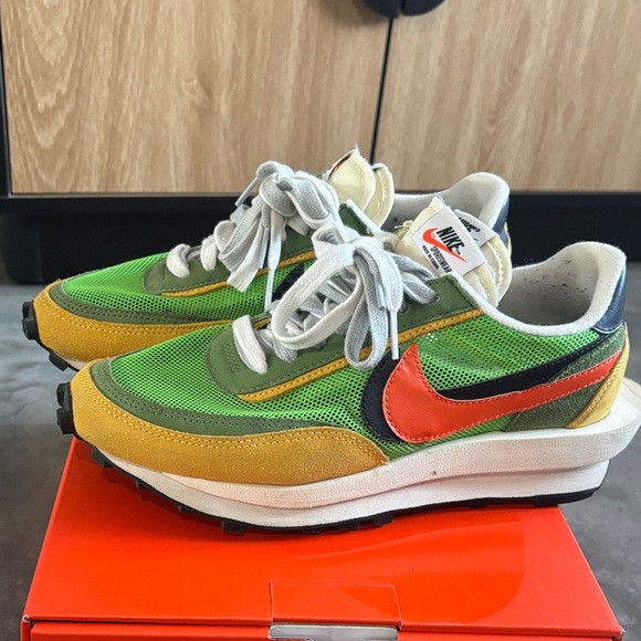 Nike sacai waffle green gusto 6.5 men’s 8 women’s | Poshmark