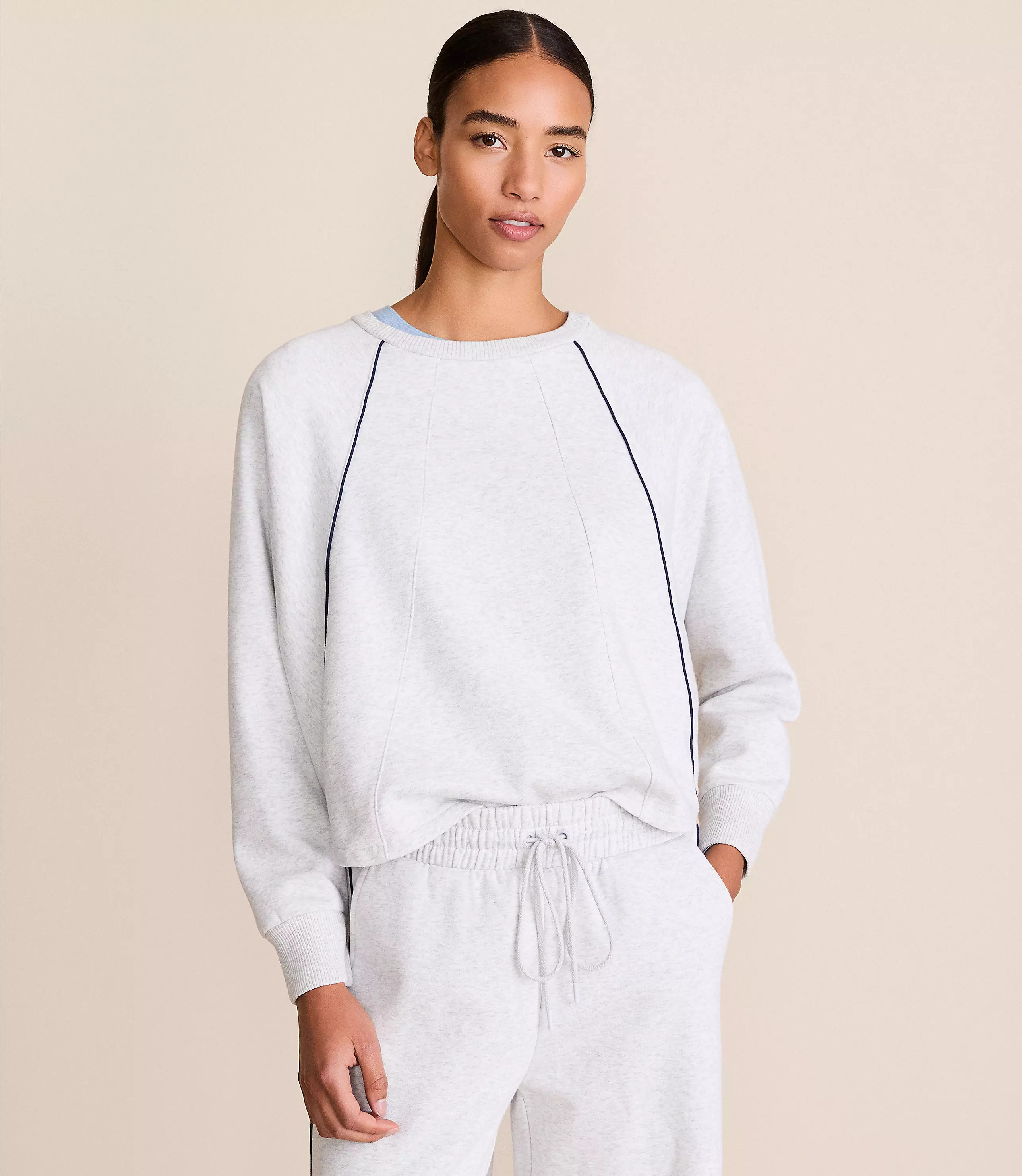Lou & Grey Heathered Piped Elite Fleece Sweatshirt | LOFT