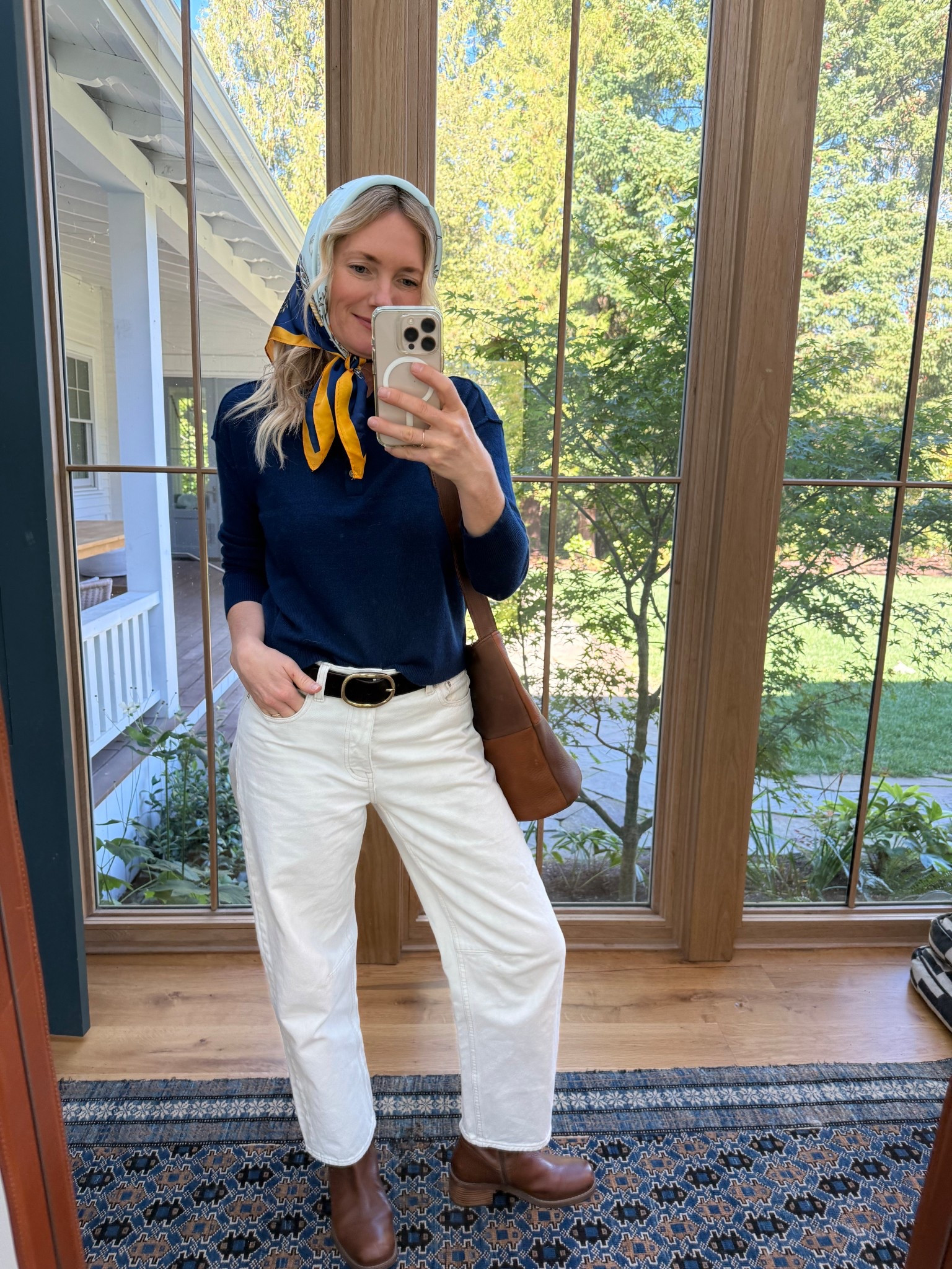 Outfit linked below:) I can’t find this scarf but it came in a 2 pack from Anthro and they have a ton of similar ones available!

Sweater: small
Jeans: 27