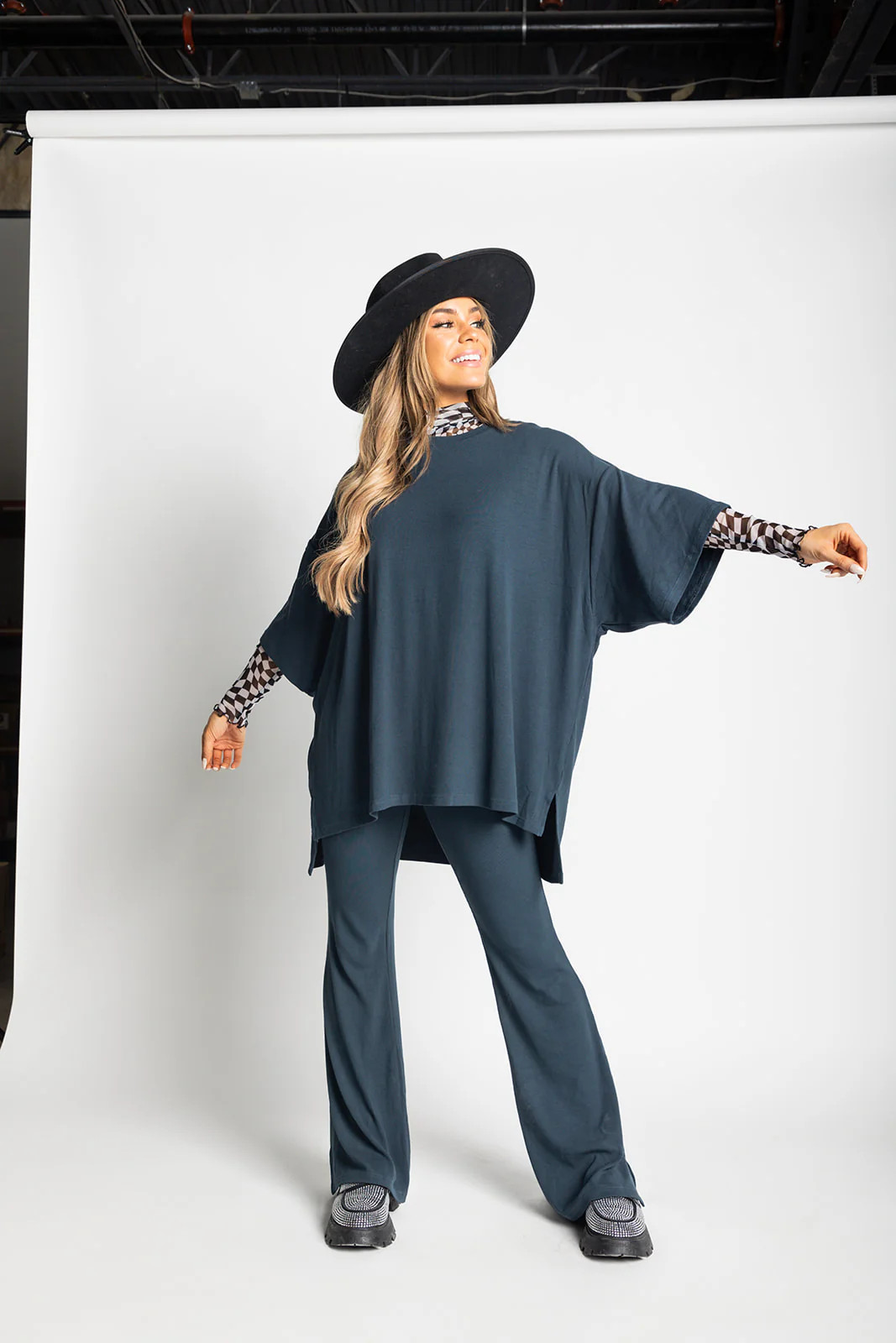 Day Dreamer Ribbed Pant Set - Midnight Blue [S-3X] | WKNDchasers