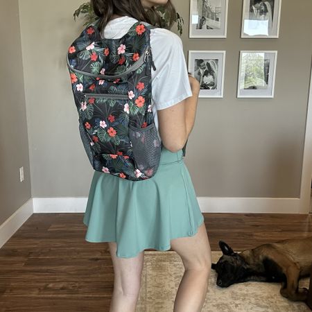 Cute athletic/hiking bag to match your outfit 👌

#LTKActive #LTKfindsunder50 #LTKfitness