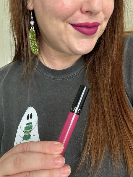 My lip of the day is 50% off right now! This liquid lipstick is comfortable and stays well. I’m wearing shade 38 - sweet raspberry! It’s a beautiful shade for spring and summer!

#summerlipstick #springlipstick #liquidlipstick #beautysale #lipstick #lippie #lipcolor #longlastick #lip #sephoraatkohls #sephorasale

#LTKBeauty #LTKStyleTip #LTKSaleAlert