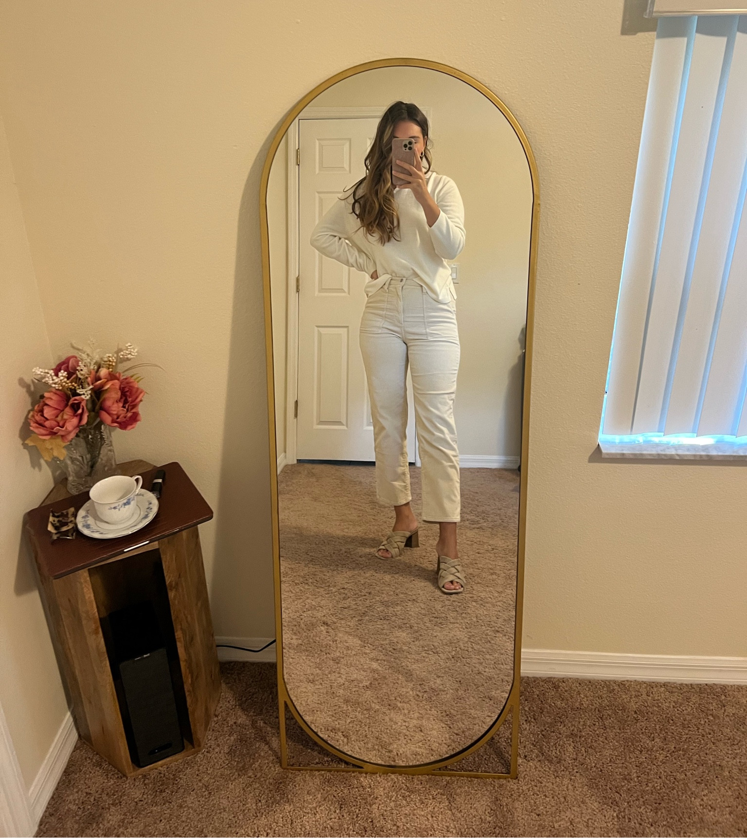 SALE ALERT 🚨 Loving these corduroy pants from @target ! So comfy and has stretch ! Perfect for the holiday season since lots of dinners to be had 🍽️ 

For reference I am 5’8 size 6 . These are true to size and have some stretch so when I am a 8 I can still wear them. (I gain an lose weight often) 

#blackfridaydeals #blackfriday #giftidea #targetstyle #targetsale #giftguide #salealert #deal #fallfashion #winterfashion #holiday #holidayfashion #holidayoutfit 

#LTKGiftGuide #LTKCyberweek #LTKsalealert #LTKfit #LTKstyletip