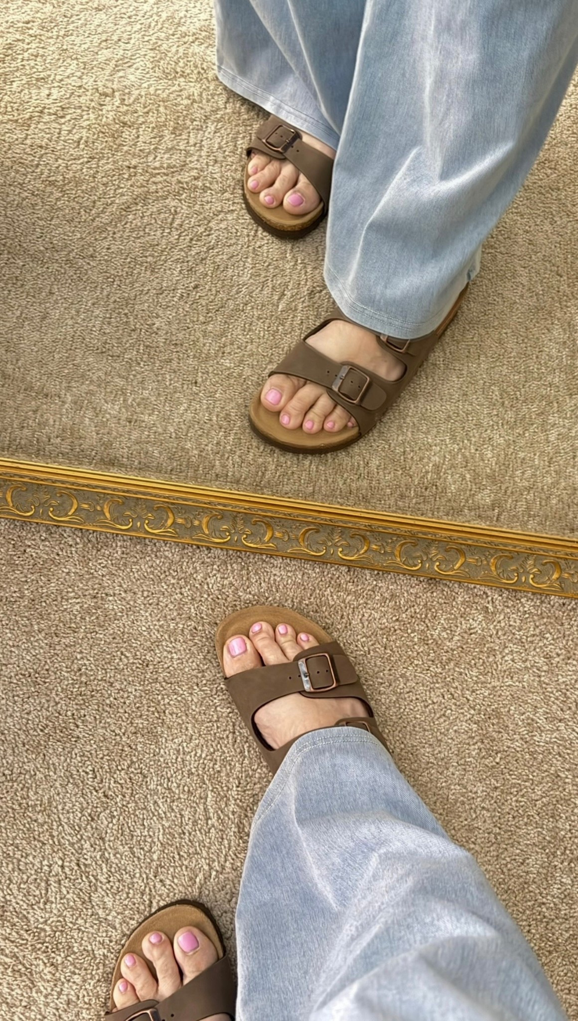 Huge fan of this style sandal and I’ve worn the designer version for years, but my closest color combo pair has officially been demoted to camping/lake status 😅

I wanted something that still had that easy everyday look but felt a little more polished, so I ordered these after seeing the reviews. I’ve been testing them for a month now and they’ve honestly exceeded my expectations.

The cork footbed feels supportive, the heel cup seems deeper than my other pair, and the overall structure is really good, especially for the price. I liked them so much I ordered my husband the men’s version too. He was hesitant because he’s dealt with plantar fasciitis, but after wearing them out several times, even he gave them a thumbs up.

Compared with the designer option, these are such a no-brainer. Easy Mother’s Day or Father’s Day gift too.

10/10 ⭐️ #musthave #ltkfinds #everydaysandals @Fitory 

#LTKMens #LTKMothersDay