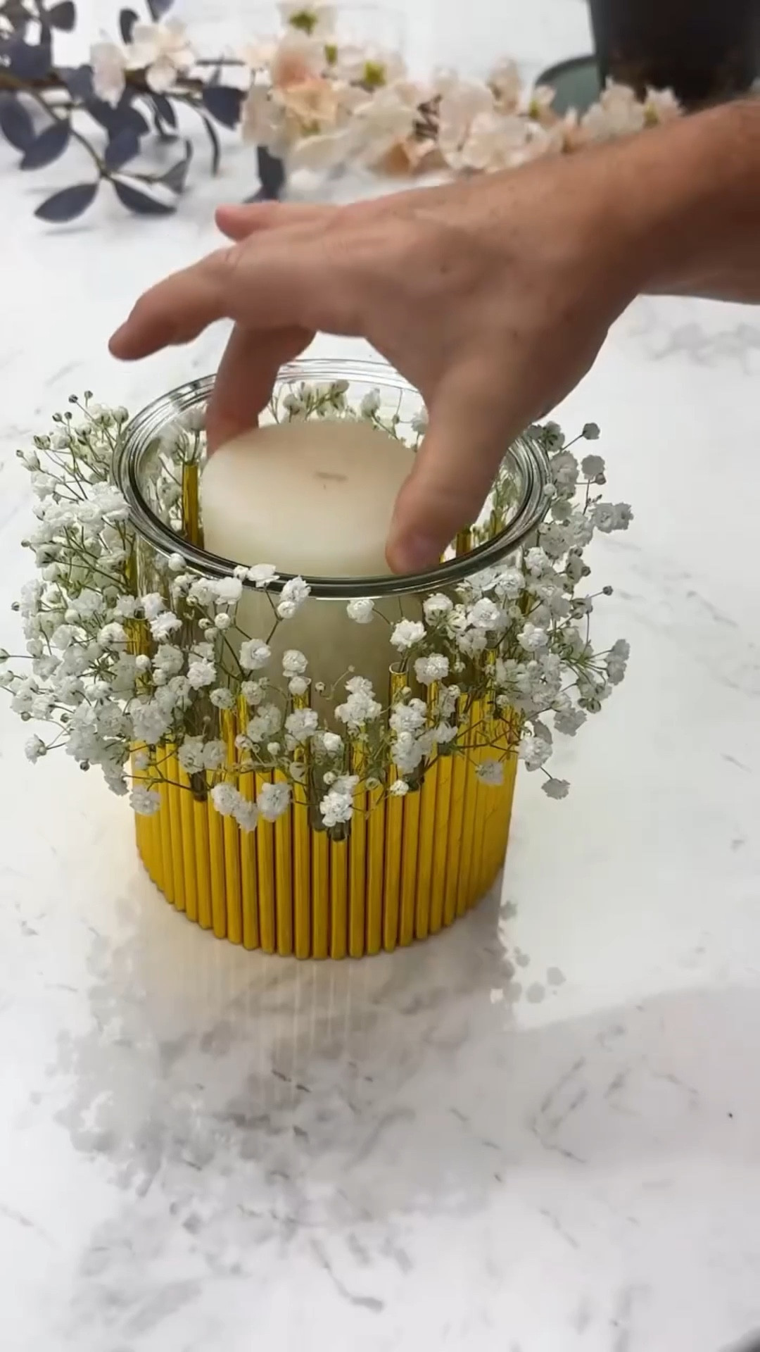 DIY candle arrangement, flower & candle arrangementt

#LTKHome #LTKSeasonal #LTKdayinmylife