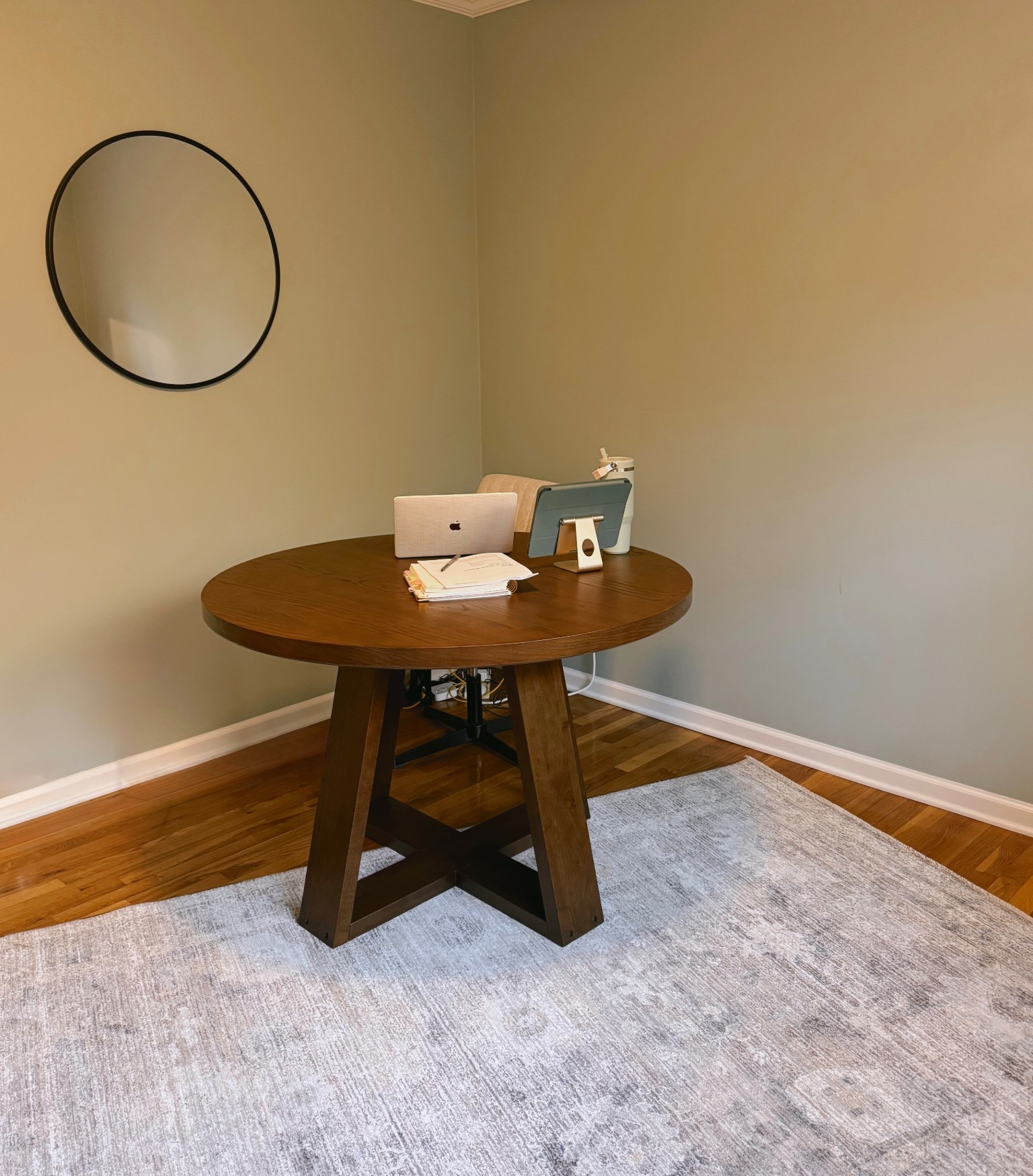 Making progress in my office space!!! 
Table is on sale! 

#LTKHome #LTKSaleAlert