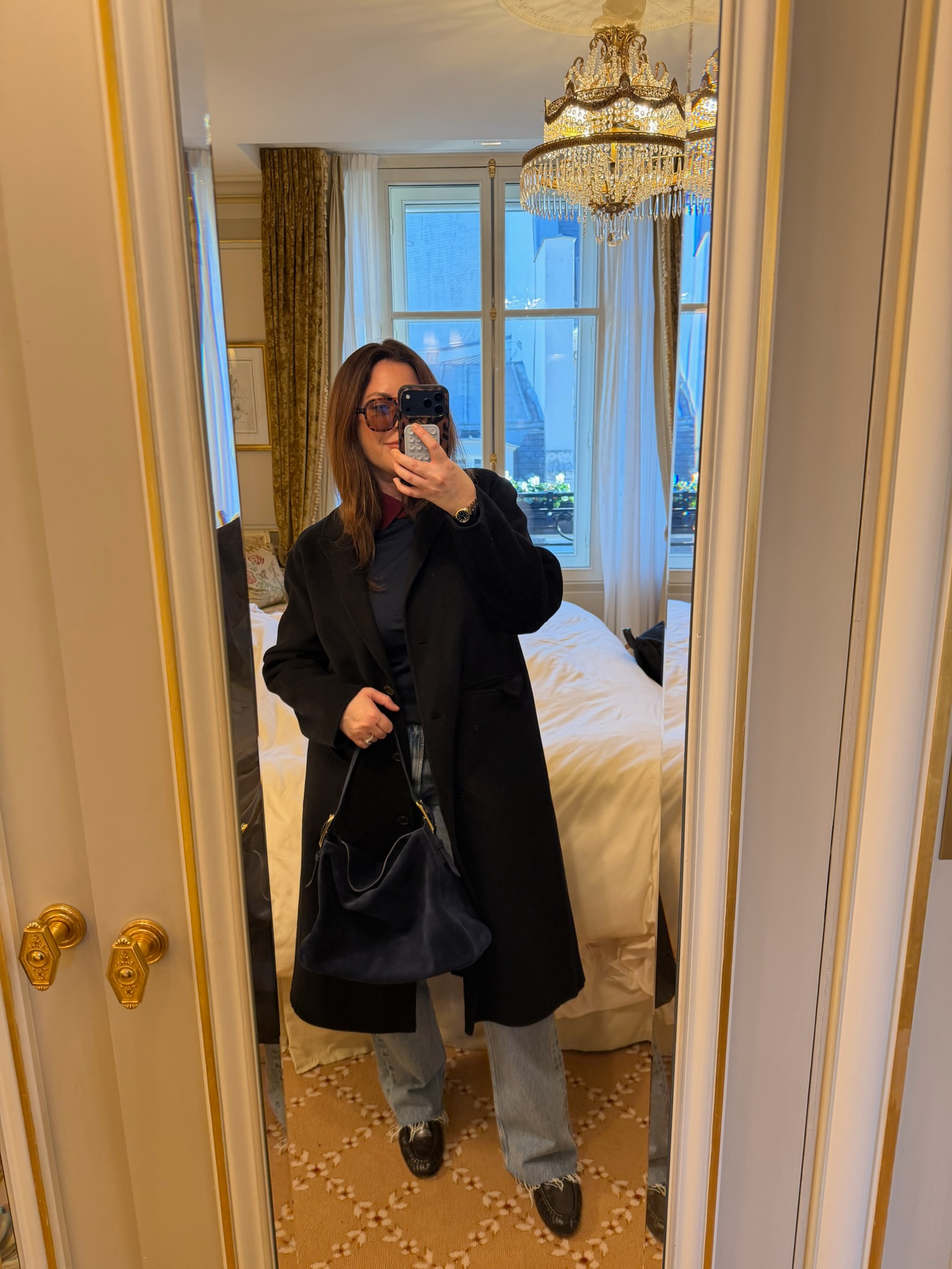Paris Day 1 Outfit Details! 

outfit l paris outfit l winter outfit l coat 

 