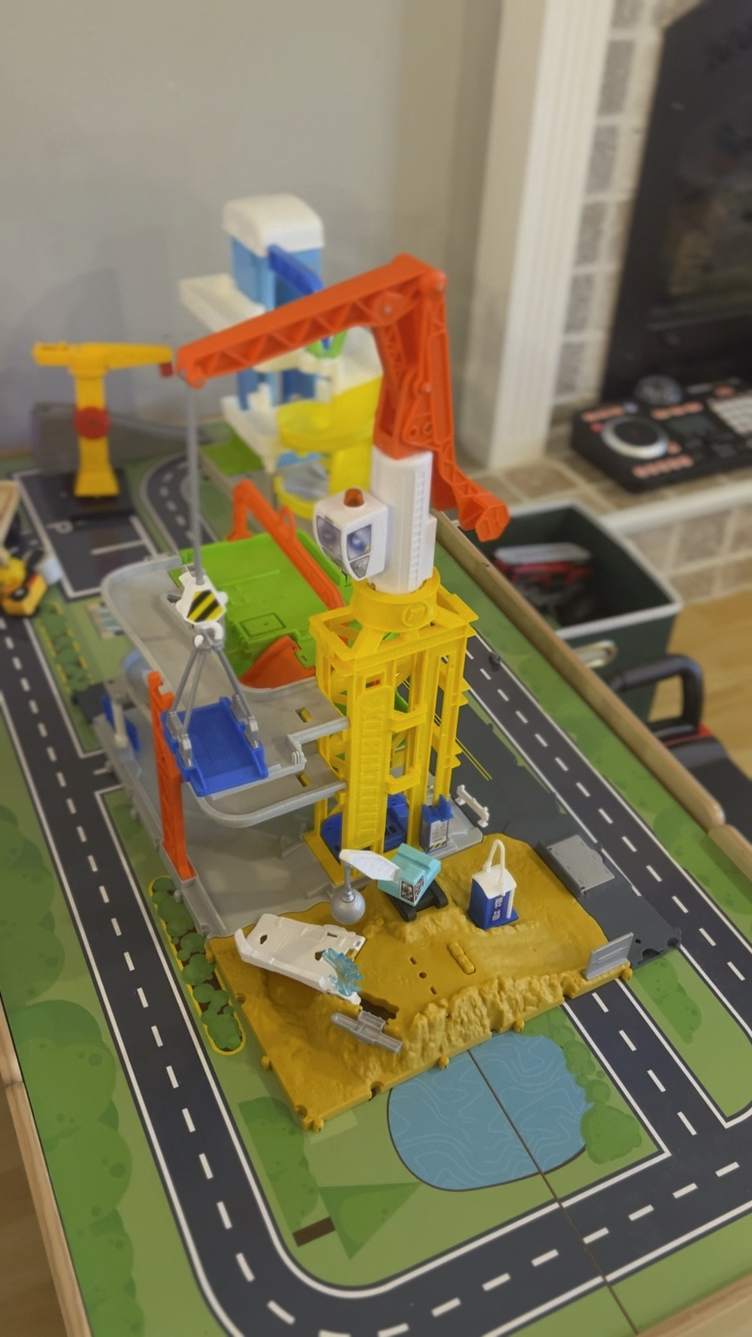 This Matchbox cars construction crane toy set is perfect for a car and truck loving little one! 

#LTKFindsUnder50 #LTKKids #LTKVideo