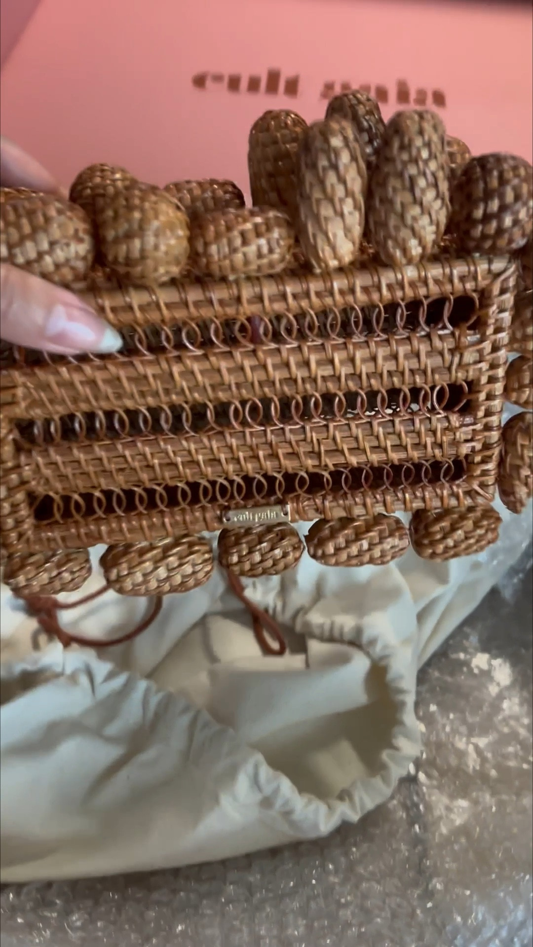 The perfect #clutch for #summer! I’m obsessed 😍 

#summerbags #purse #totes #bagsforsummer 

#LTKStyleTip #LTKSummerEdit #LTKItBag