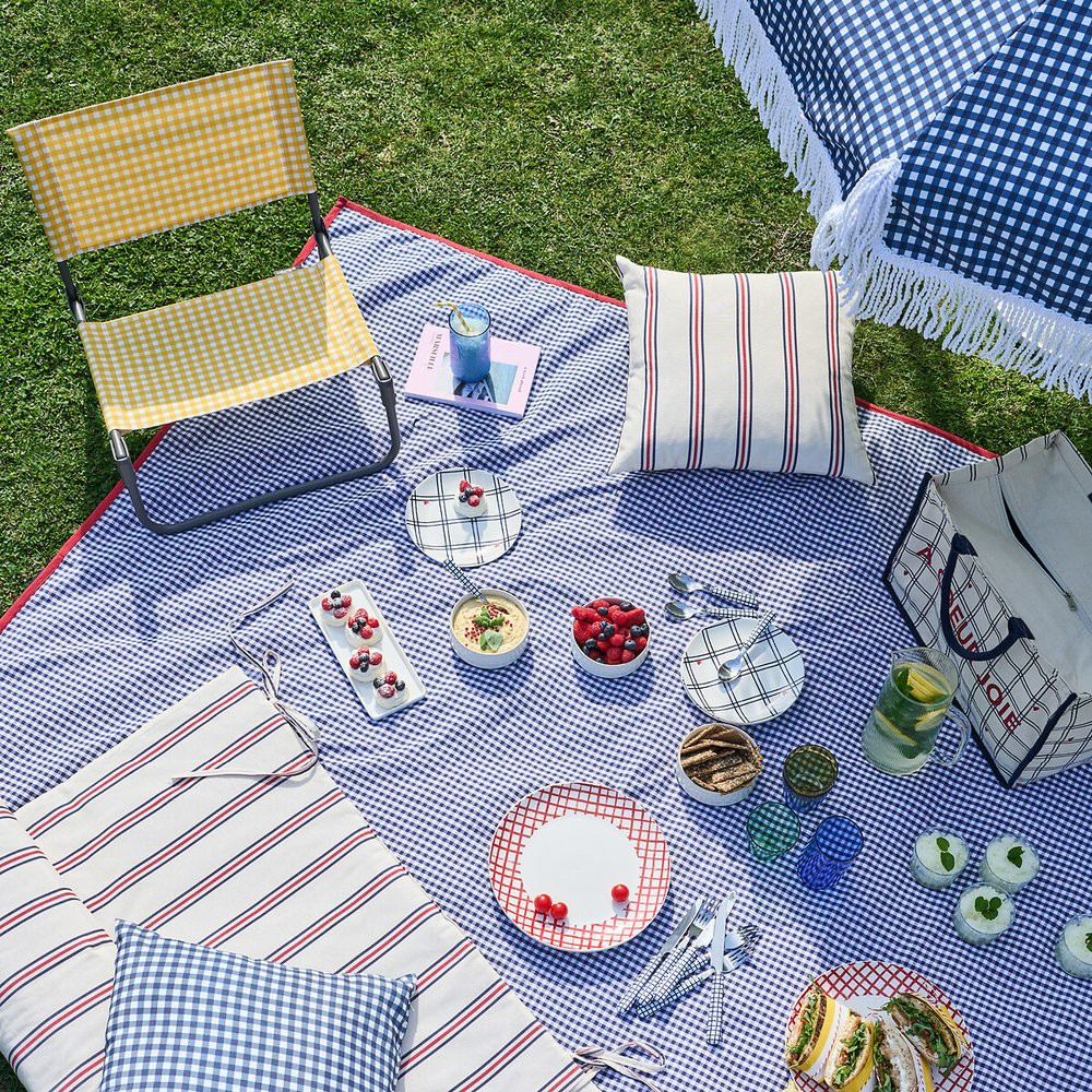 Aline 1-Sided Waterproof Picnic Blanket | La Redoute (UK)
