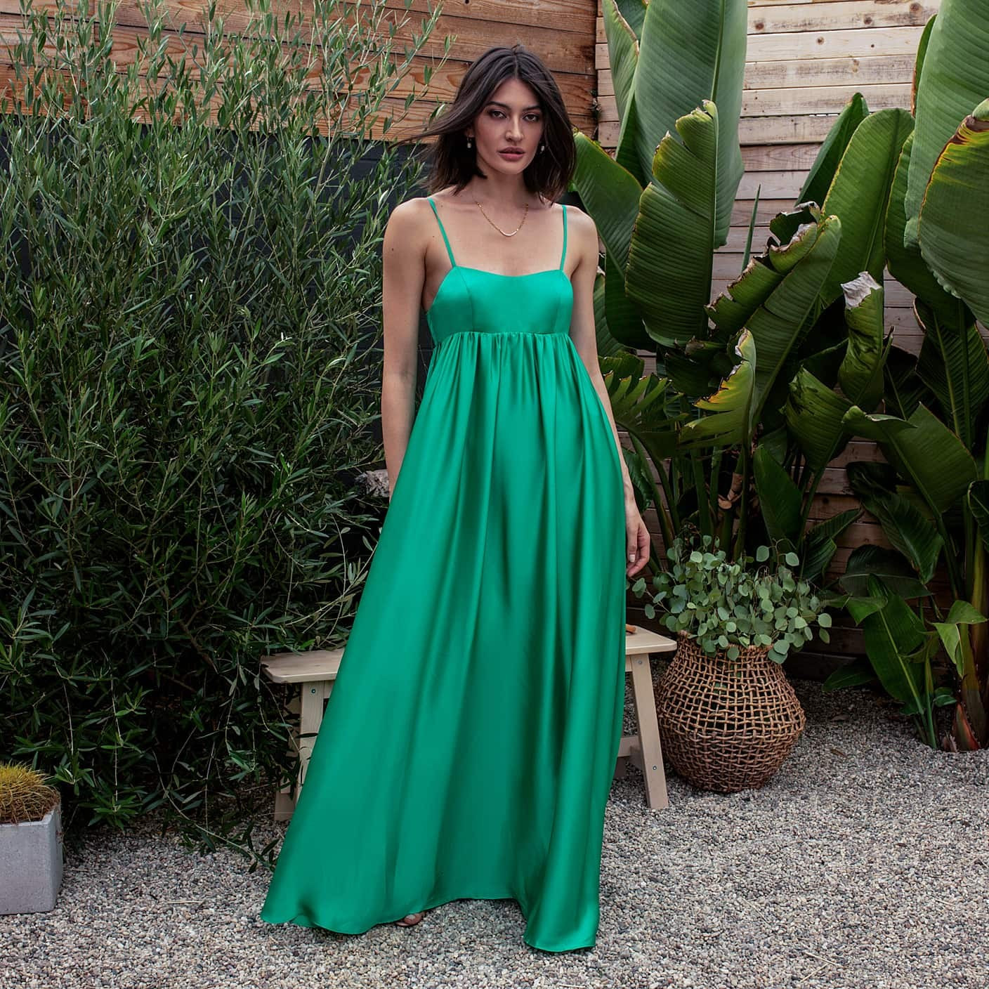 FABRIC & COLOR Matte Satin | Bright Mint | Fame and Partners