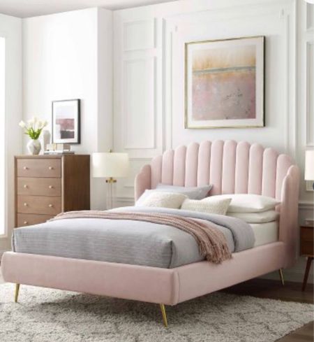 Queen Lana Performance Velvet Wingback Platform Bed - Modway

Pink bed
Barbie 
Bedroom 
Bedroom Furniture 


#LTKkids #LTKhome #LTKBacktoSchool