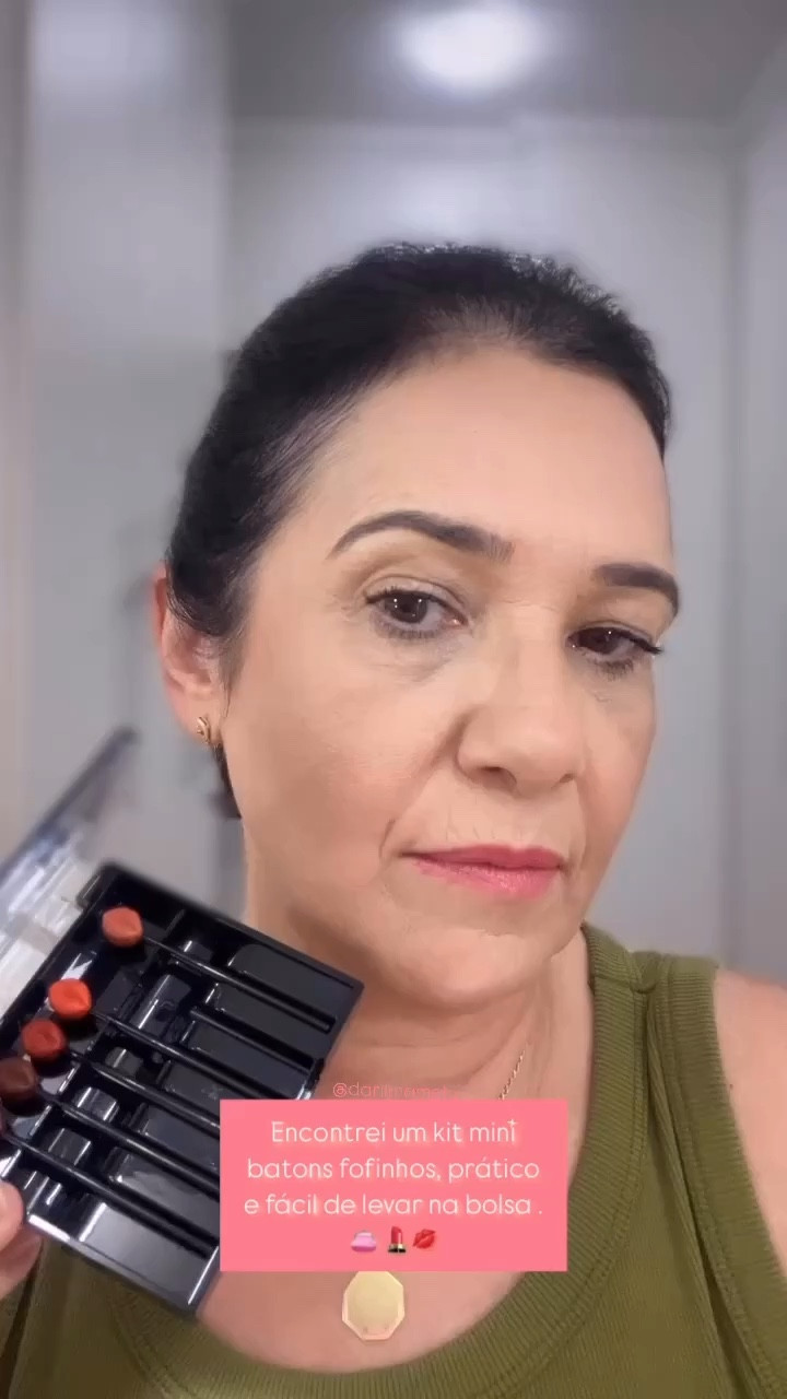 Apaixonada por este Six Mini Lips
radiante.LTK#InflusDaBeleza
#OBoticário
#MeusFavoritosOBoticário#influsdabelezagb
#darilmamelo#itabira#squadeuamomake#SixMiniLips
#90smakeup

#LTKbrasil