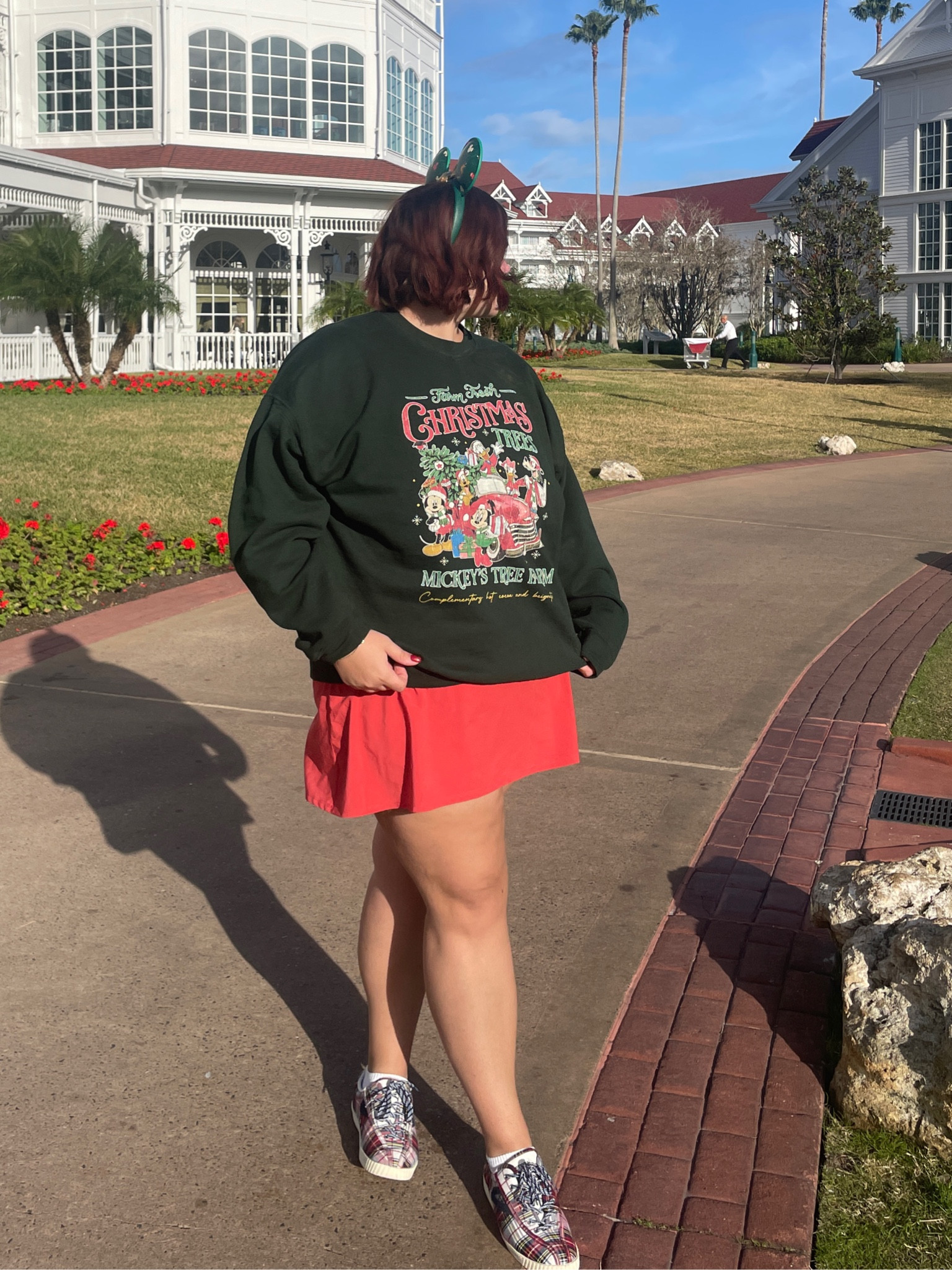 Holiday Disney Outfit

#LTKSeasonal #LTKHoliday #LTKMidsize