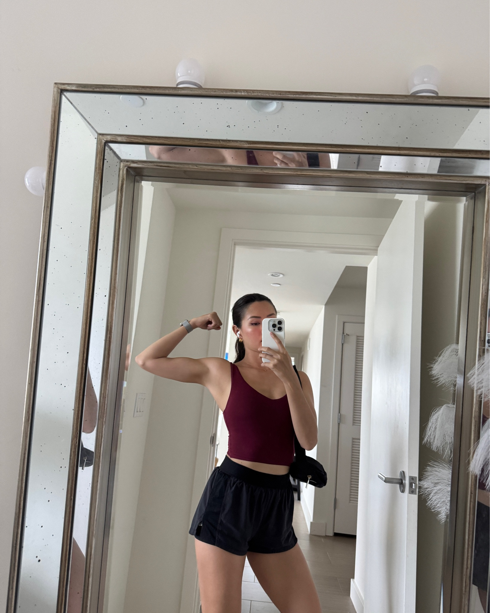 Still can’t believe this workout tank is only $30 (some of the colors are $11!!) and it is so buttery soft and has the same flattering cut as the Lululemon align top which is $68!!! I’m wearing XS 

#LTKSaleAlert #LTKselfcare