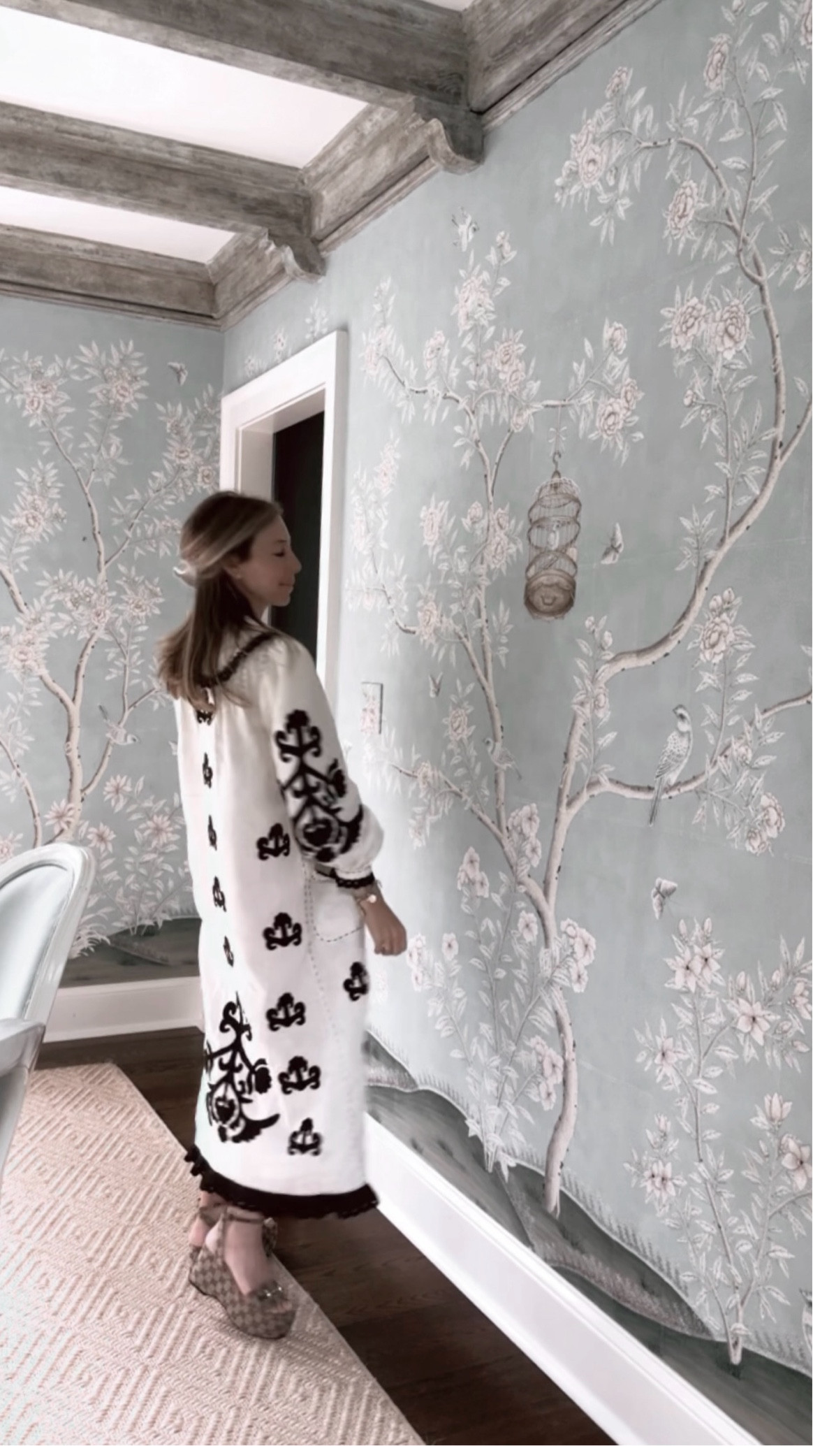 The dress is a vibe and you can customize your colors! 