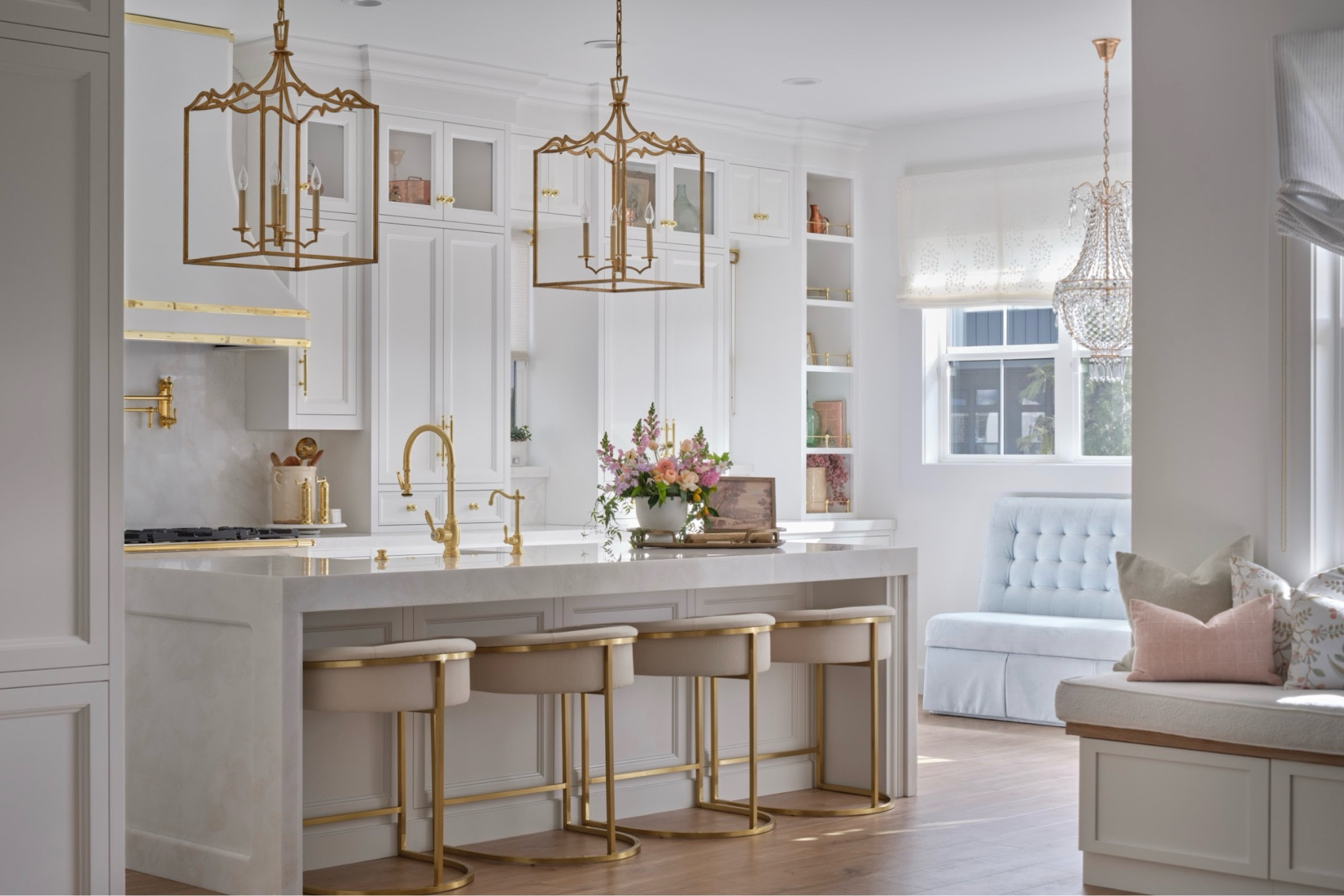 This gorgeous kitchen exudes beauty and antique charm. Stunning white design with gold accents and highlight keeps this kitchen gleaming!

#kitchendesign
#ambergambledesign
#jkehomereset
#jkehome
#ambergambleinteriordesign
#idahointeriordesigner