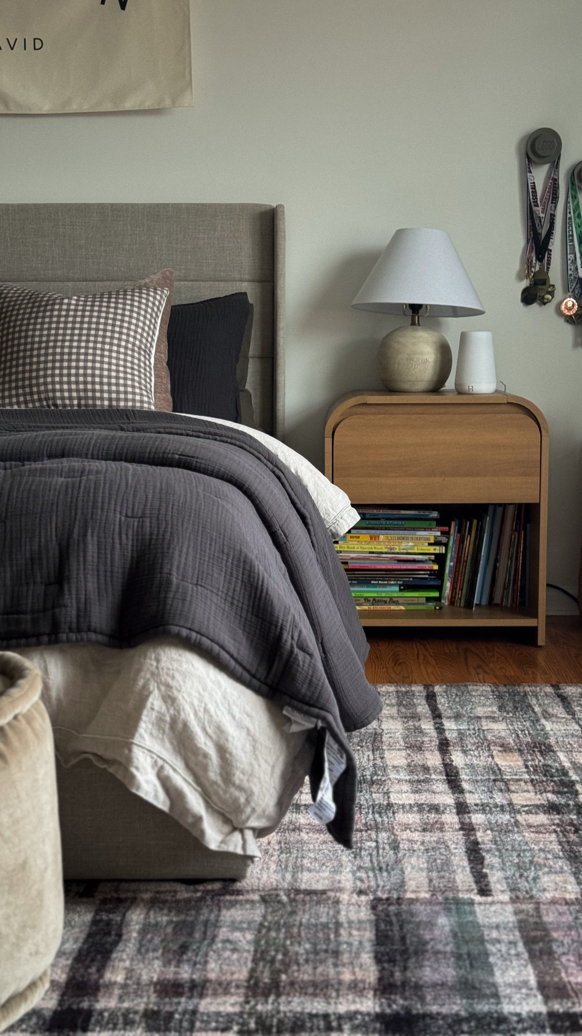 Boys bedroom, kids bedroom, teen boy room, toddler boy room, bedroom rug, kids nightstand, nightstand lamp, quince bedding, kids bedding, boys bedding, lift up storage bed ￼

#LTKKids #LTKHome