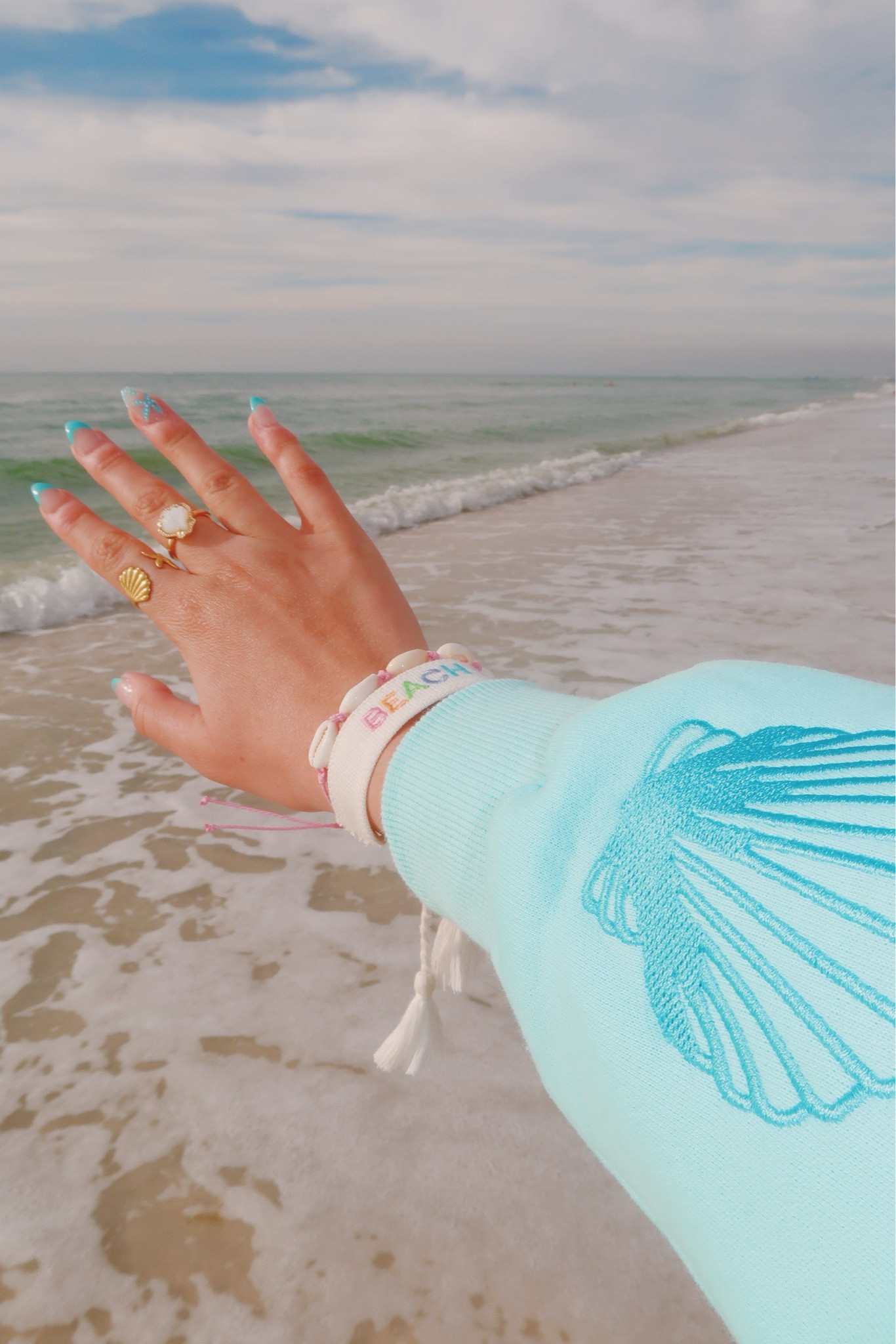 Linked similar rings 🩵✨🐚

Beach, beach jewelry, rings, jewelry tour, summerr

#LTKStyleTip #LTKU #LTKSeasonal